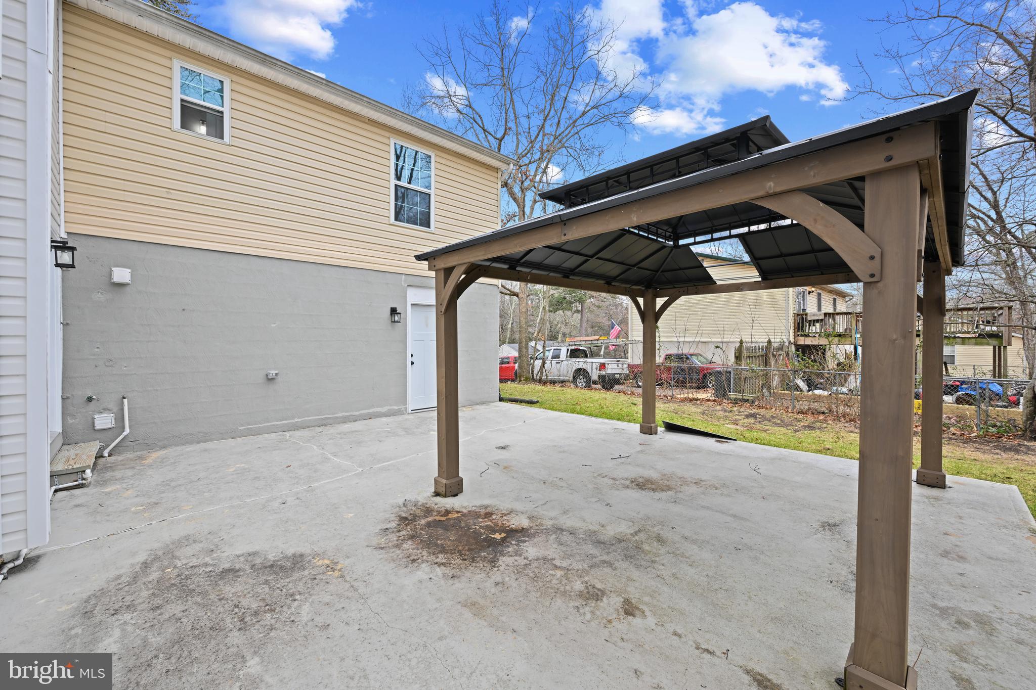 CHESAPEAKE RANCH ESTATES - Residential Lease