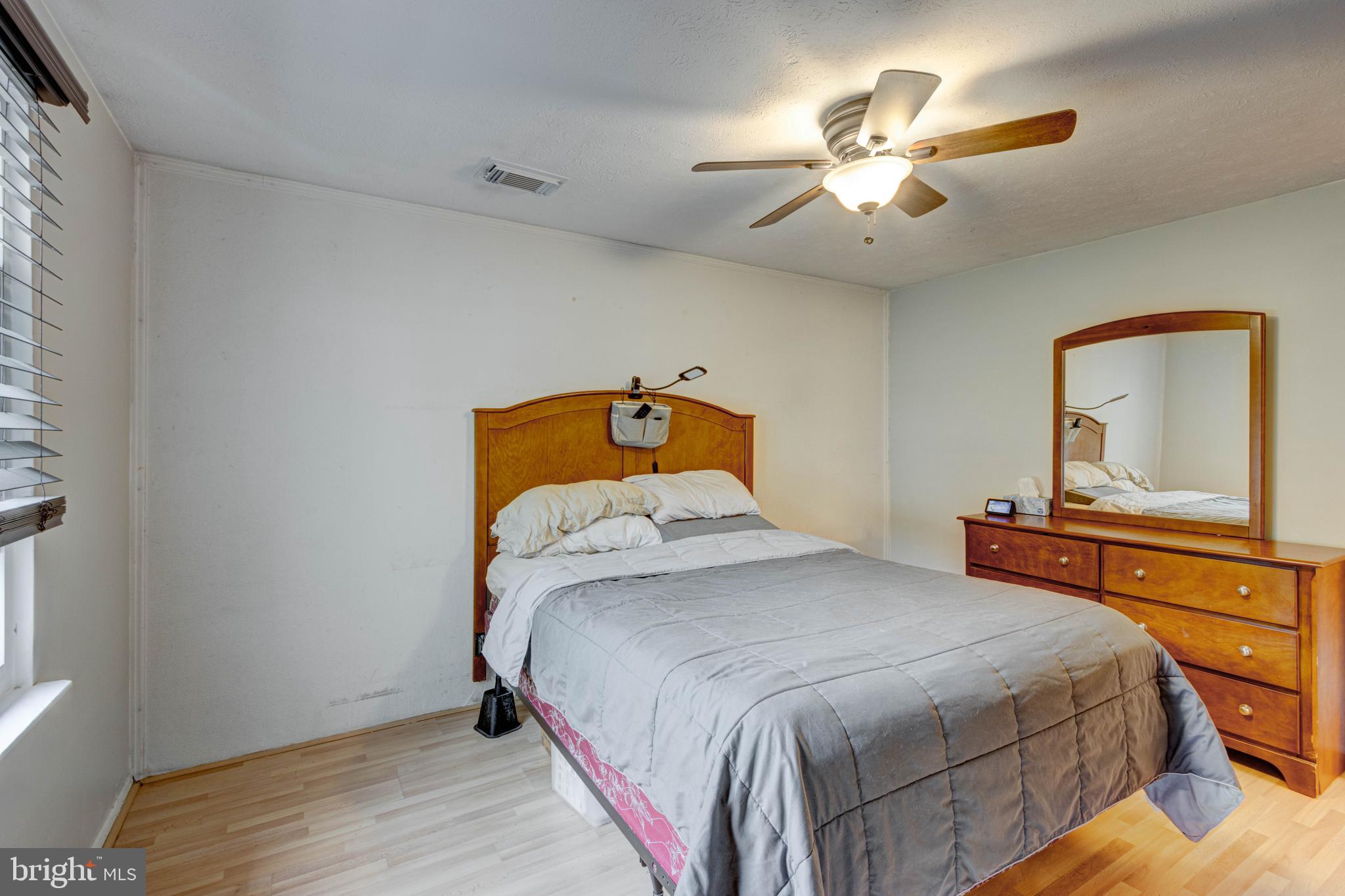 CHESTERFIELD - Residential