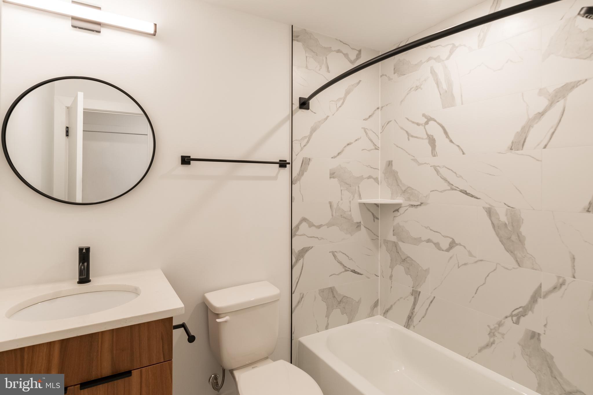 UNIVERSITY CITY - Residential Lease