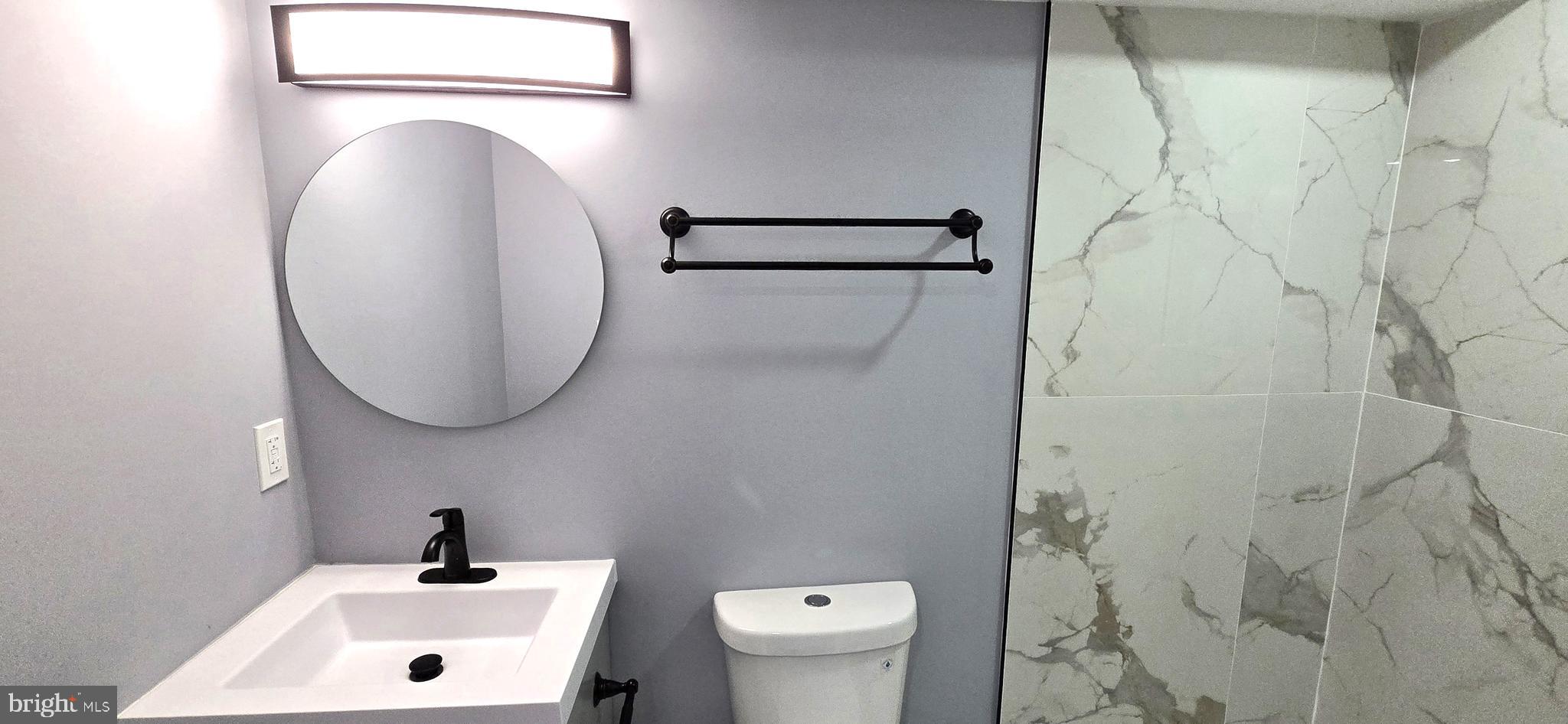 GREEKTOWN - Residential