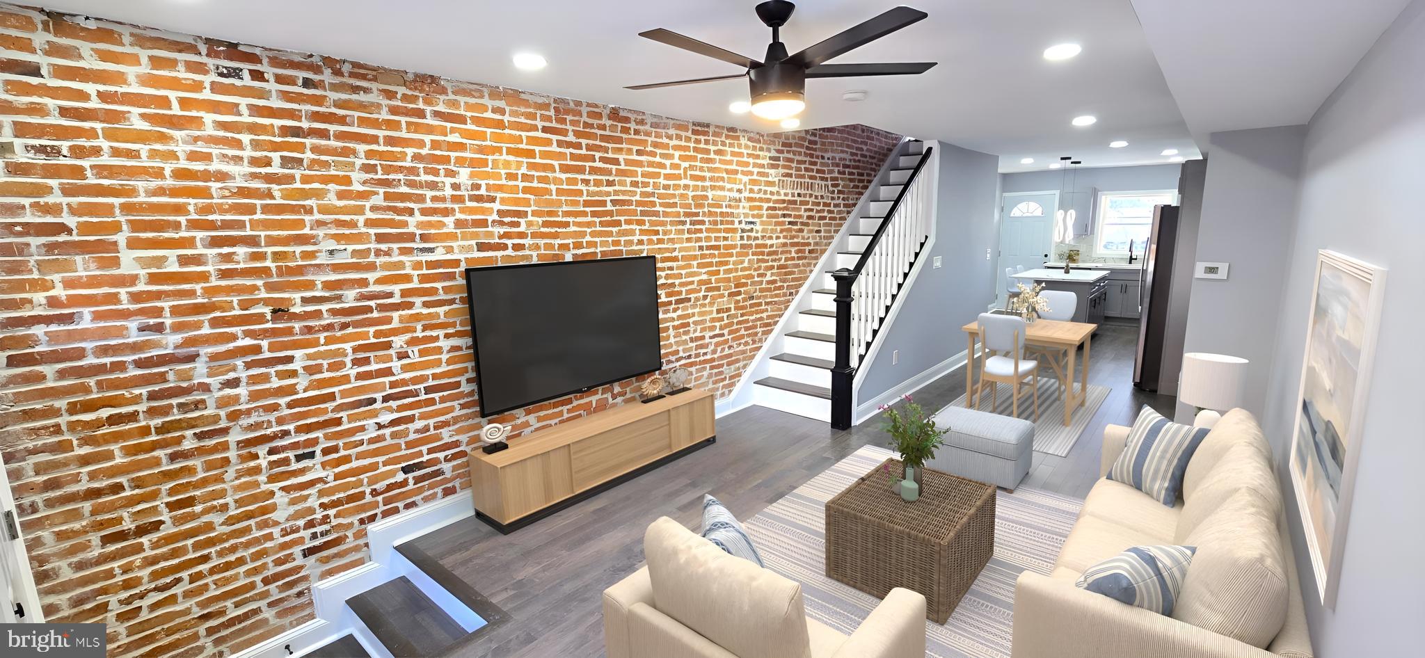 GREEKTOWN - Residential