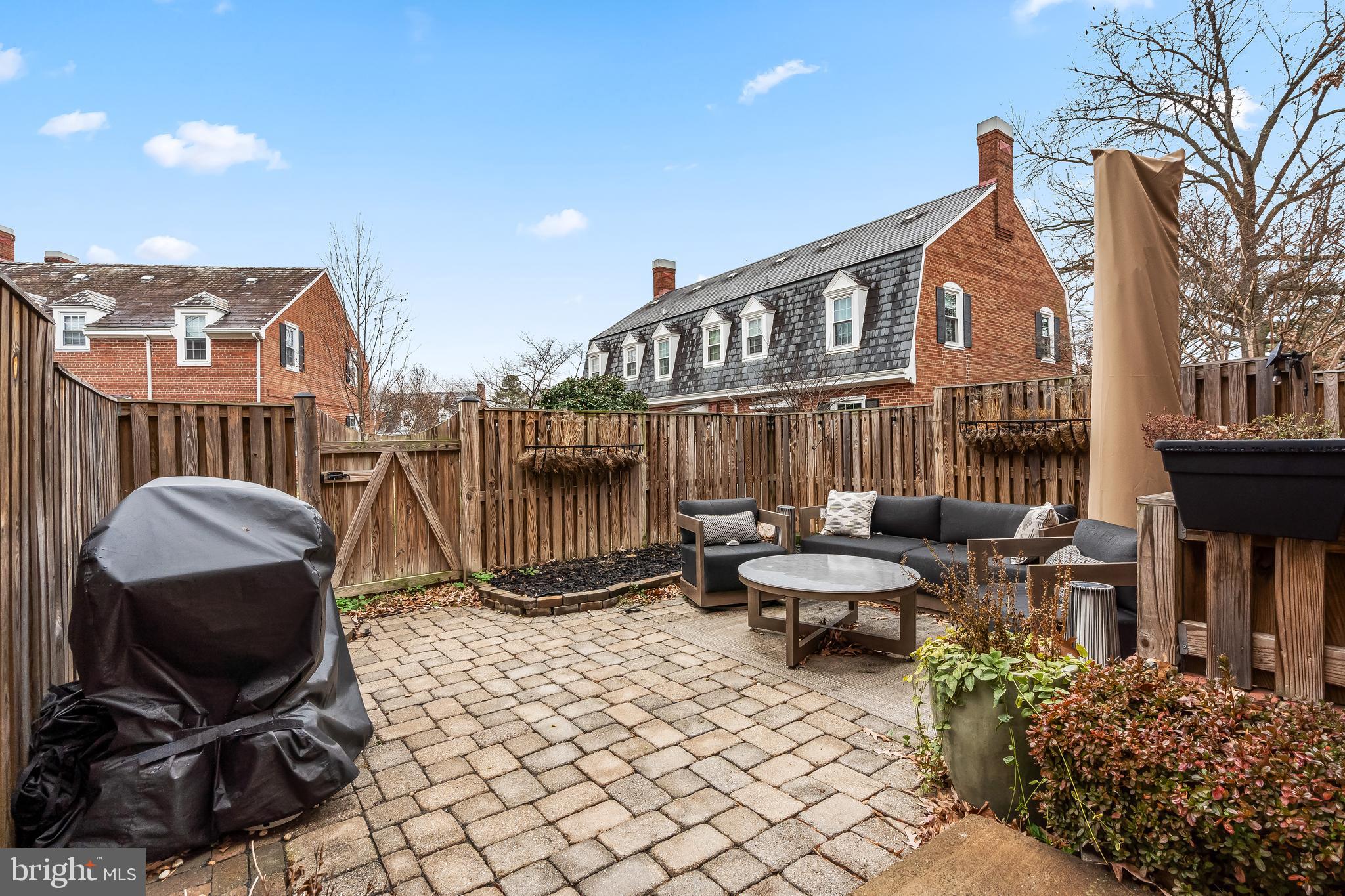 FAIRLINGTON MEADOWS - Residential