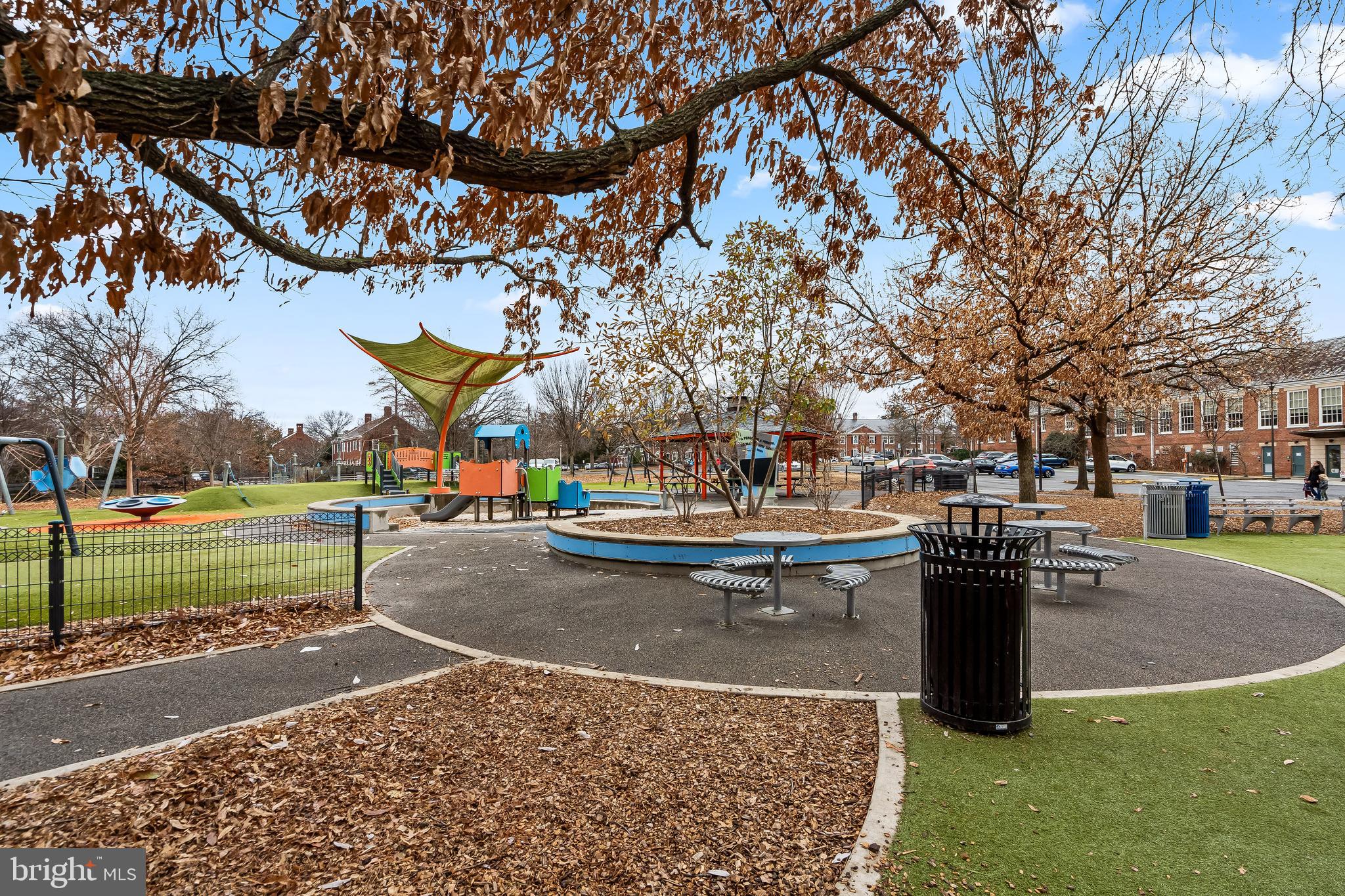 FAIRLINGTON MEADOWS - Residential