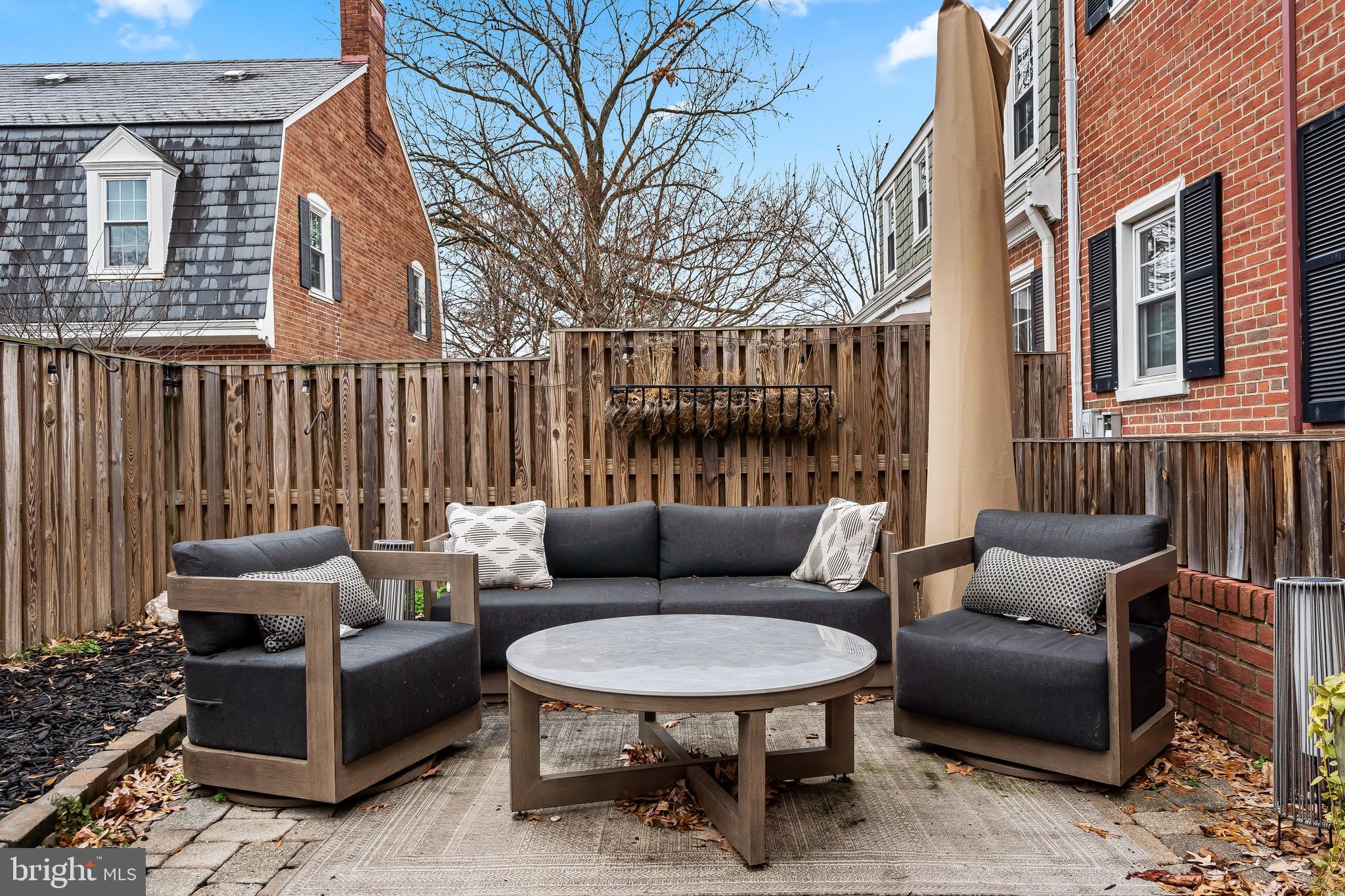 FAIRLINGTON MEADOWS - Residential