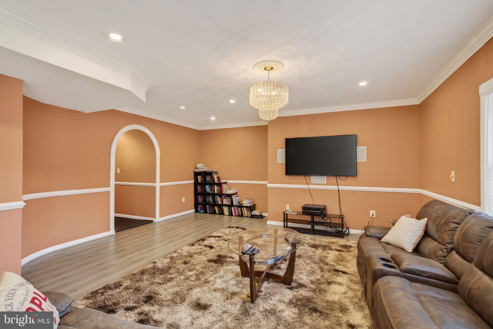 POHICK ESTATES - Residential