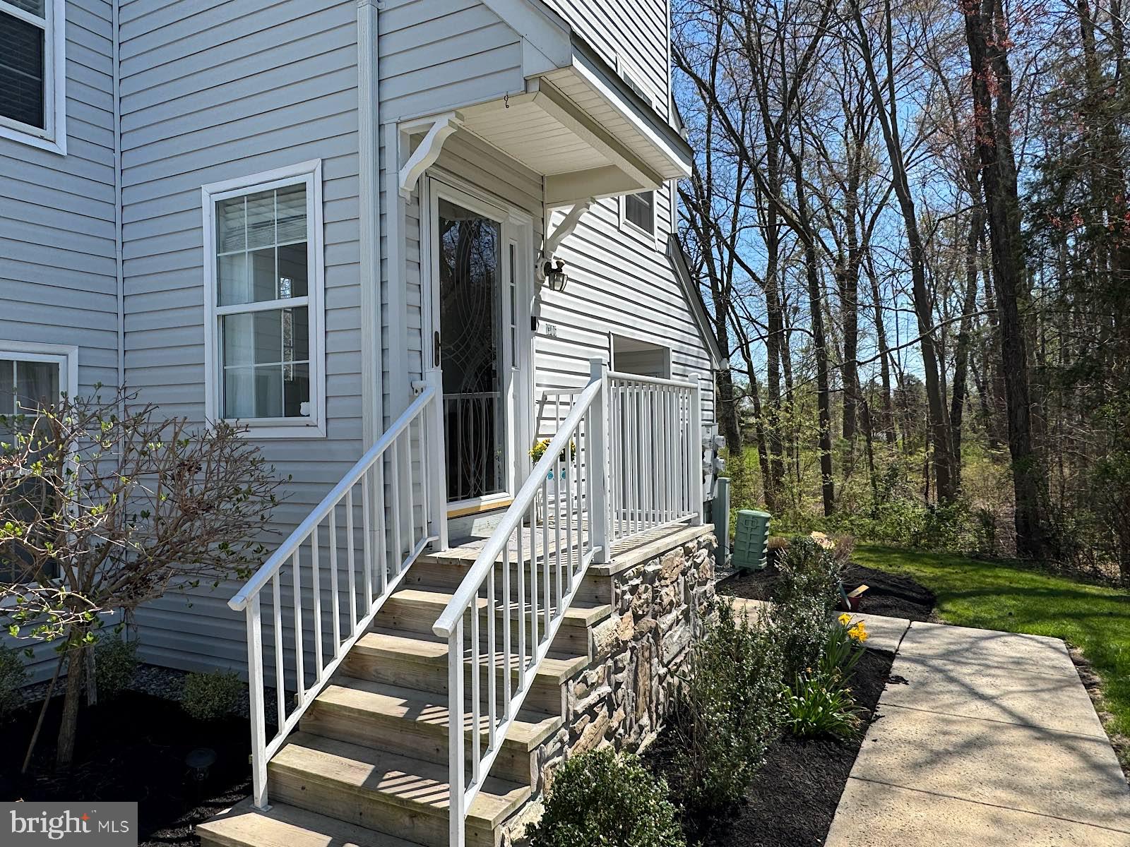 1306 SQUIRREL ROAD