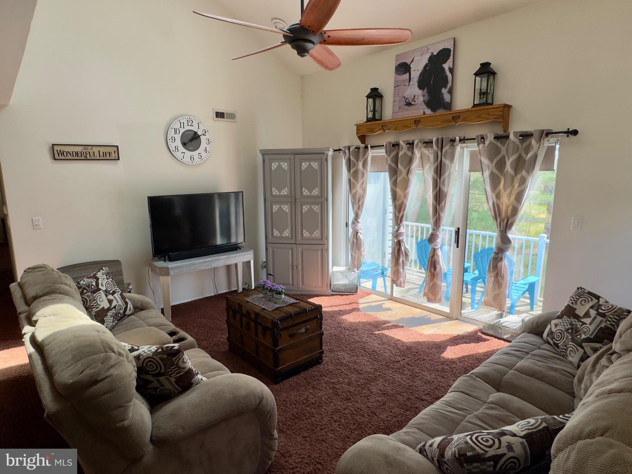 1306 SQUIRREL ROAD