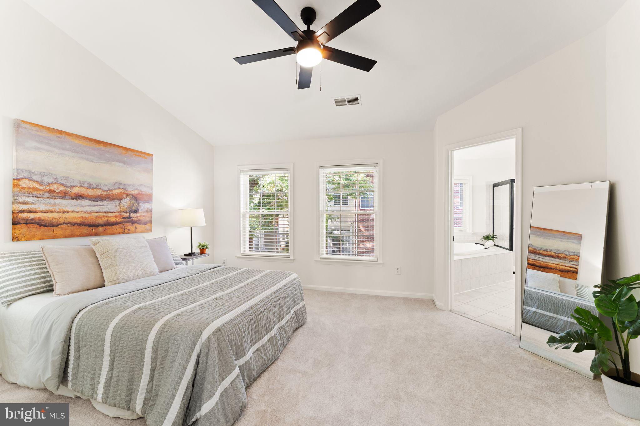 LOWES ISLAND - Residential