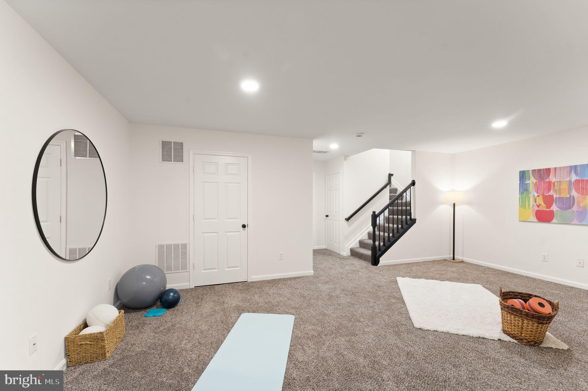 LOWES ISLAND - Residential