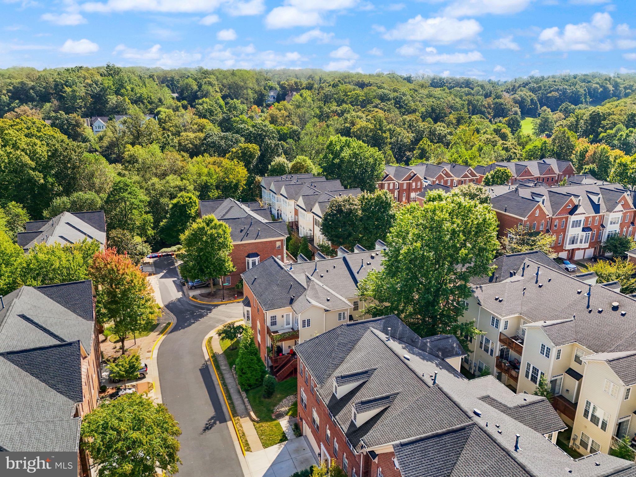 LOWES ISLAND - Residential
