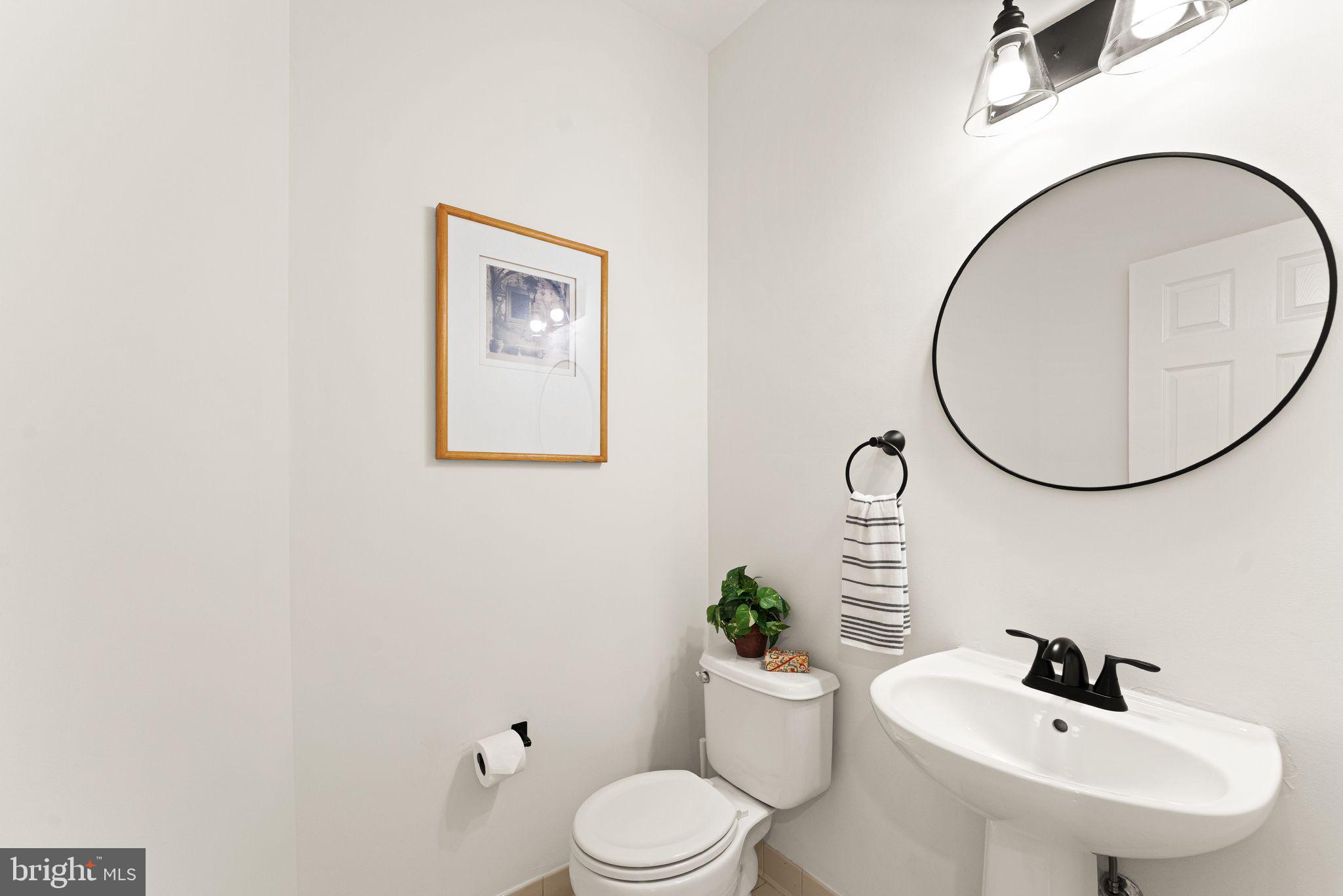 LOWES ISLAND - Residential