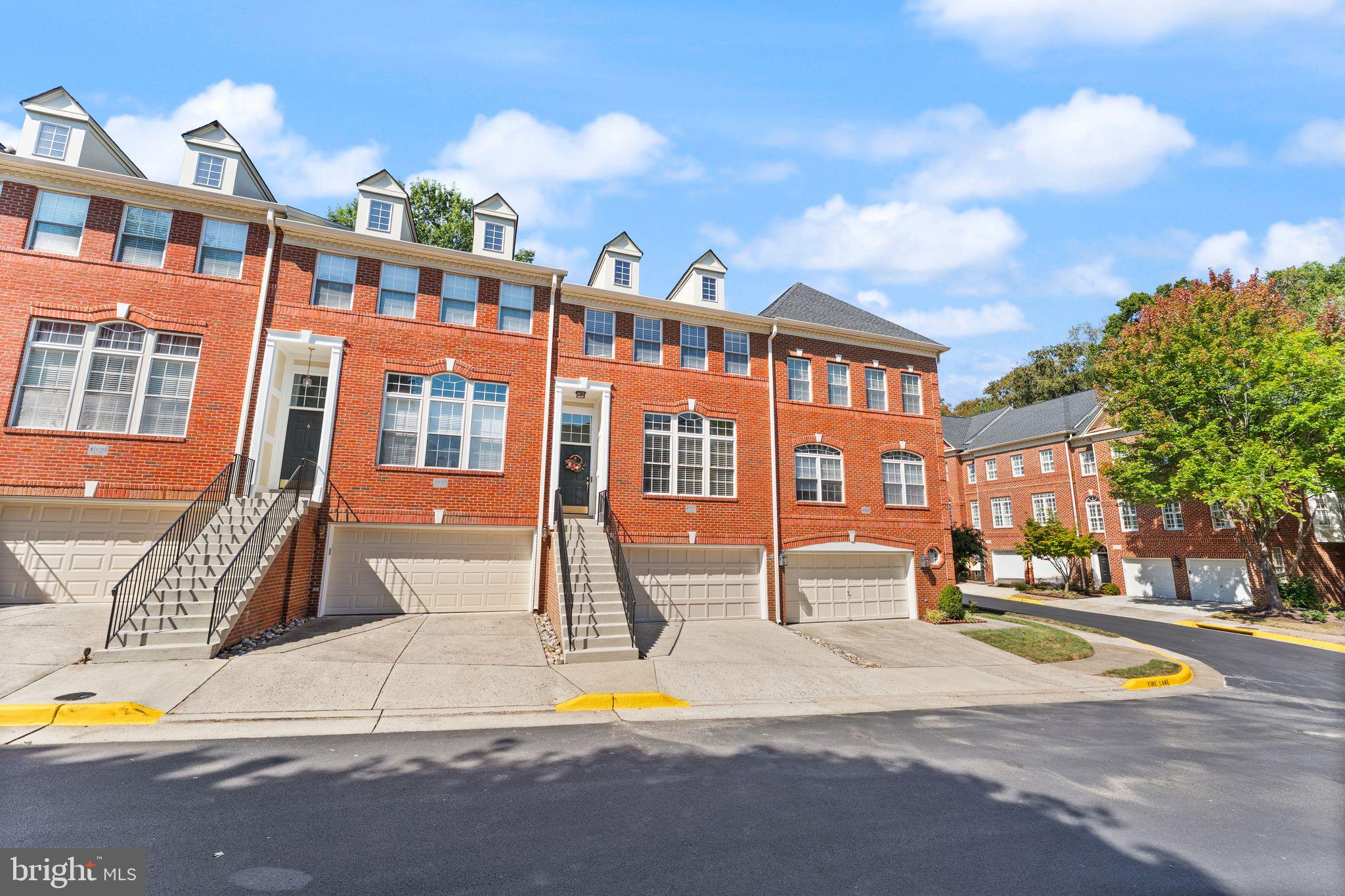 LOWES ISLAND - Residential