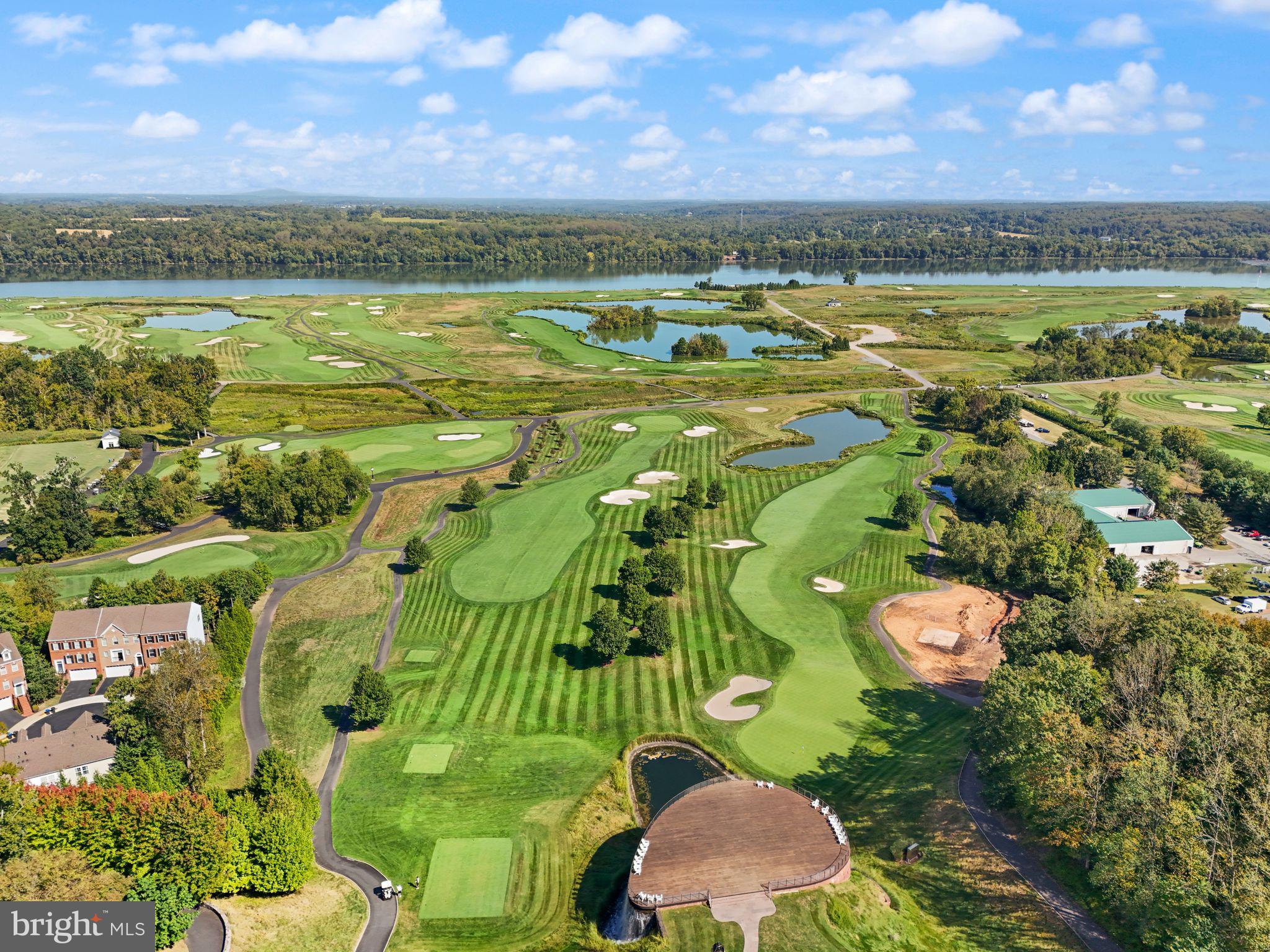 LOWES ISLAND - Residential