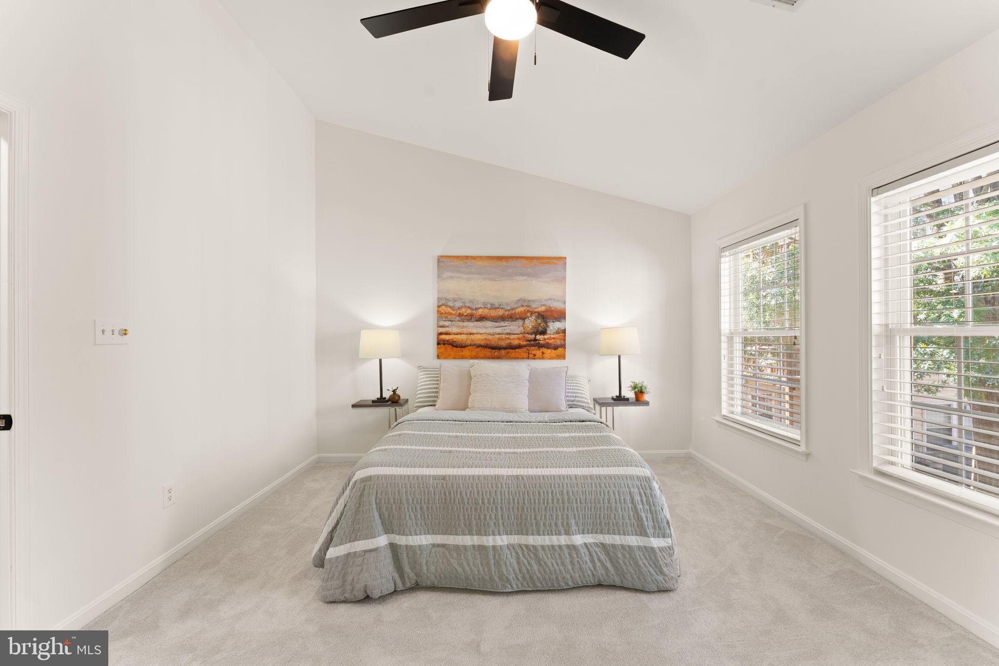 LOWES ISLAND - Residential