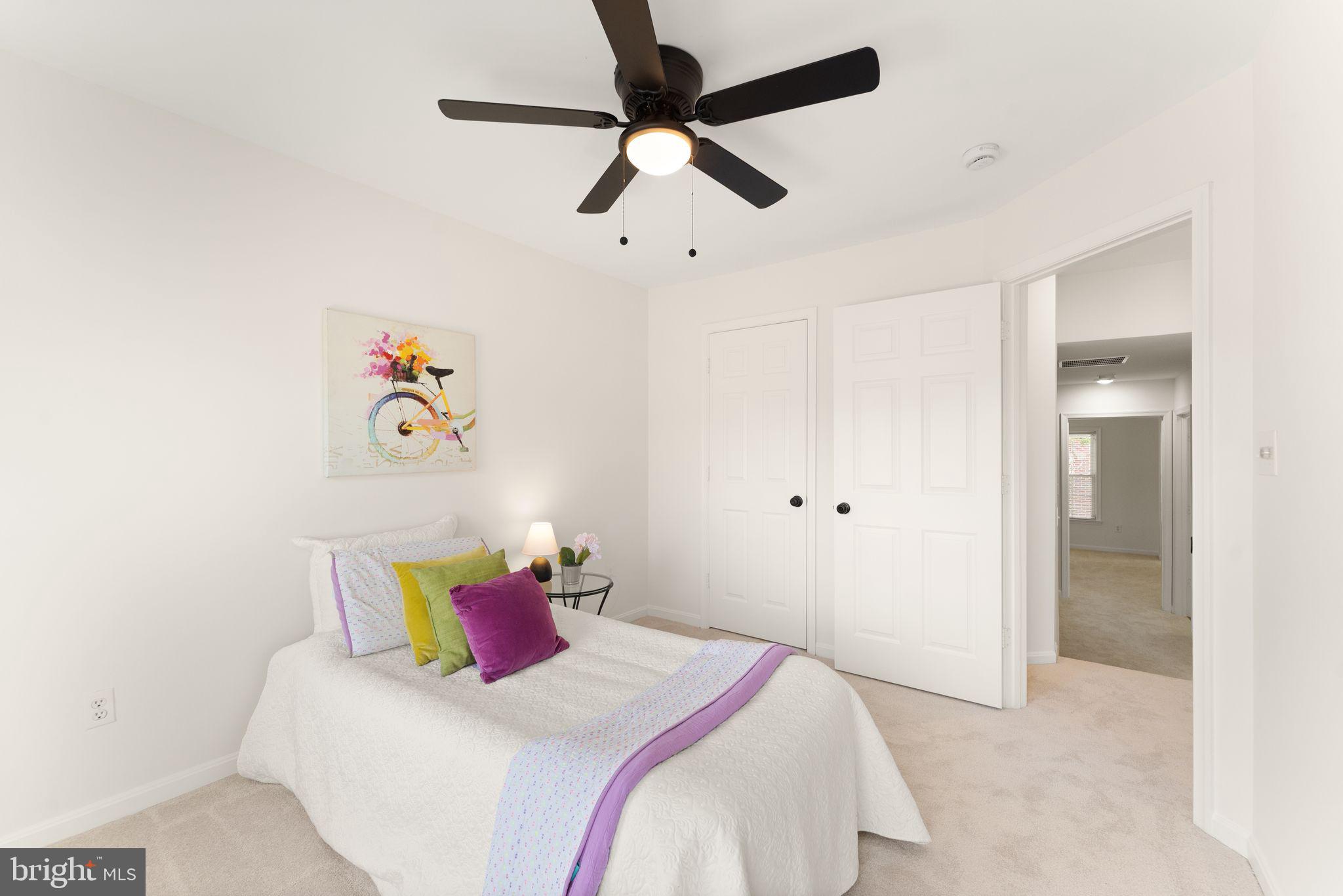 LOWES ISLAND - Residential