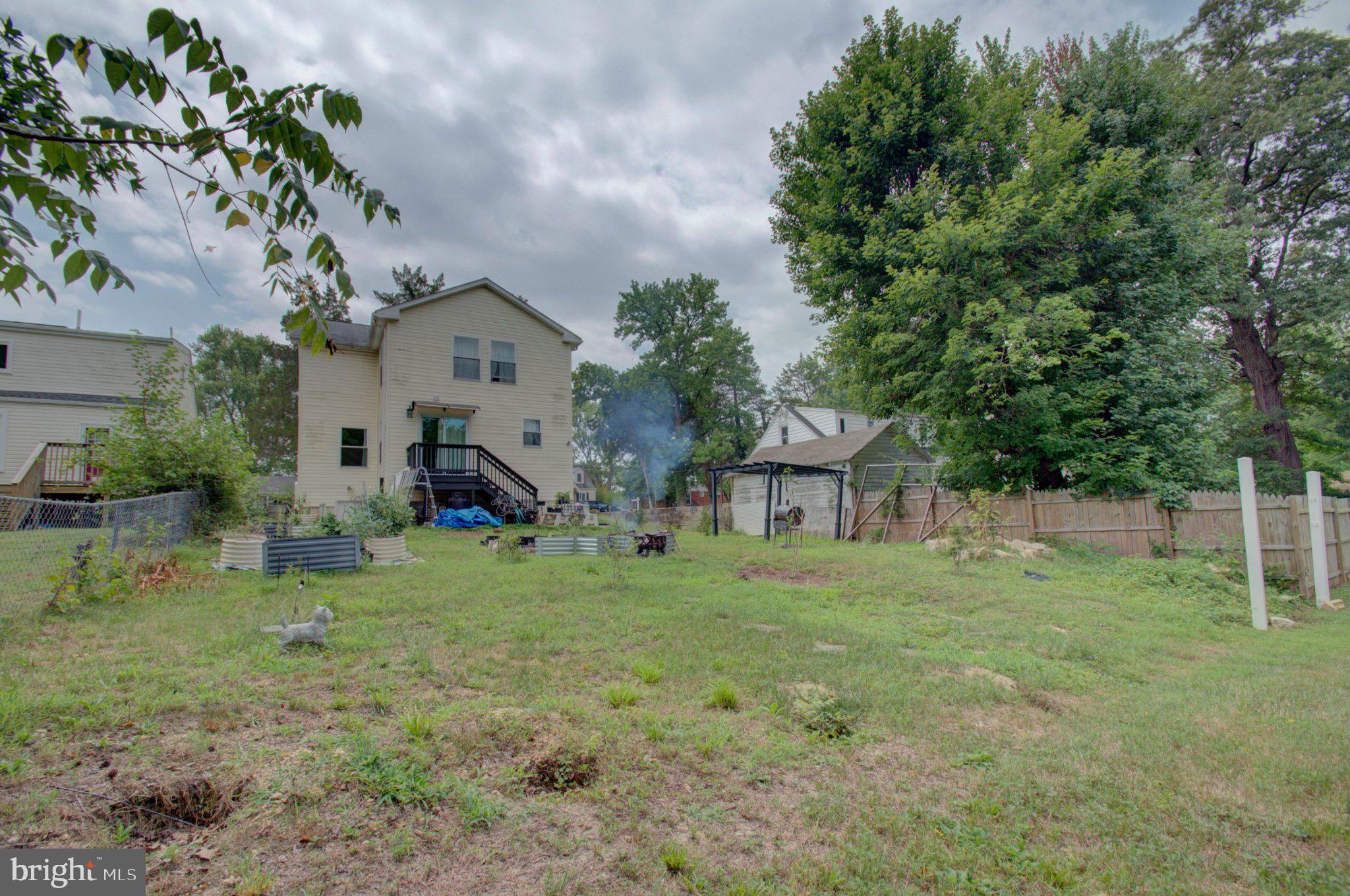 6708 BOXWOOD