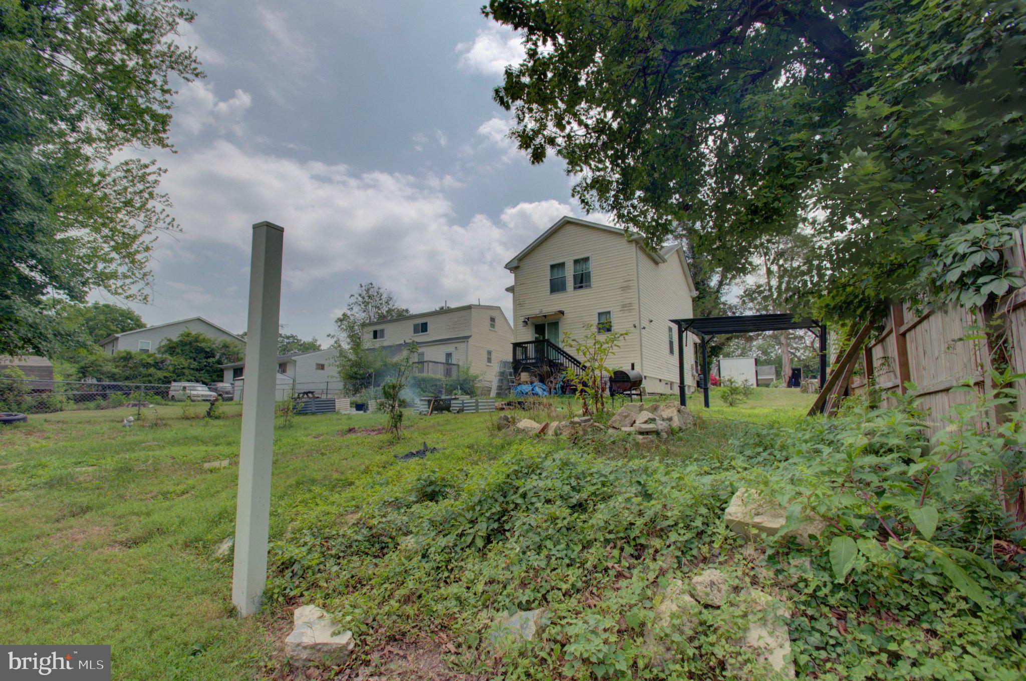 6708 BOXWOOD