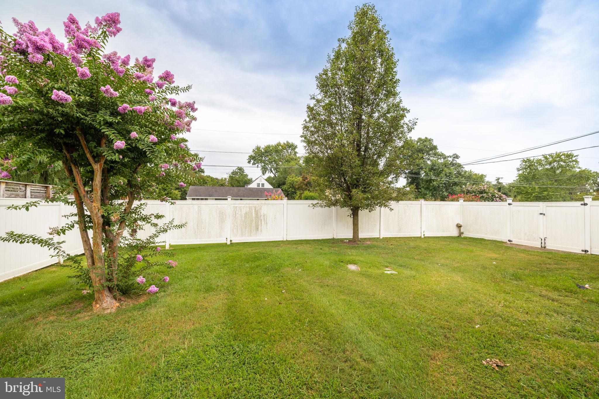 ROSE HILL FARMS - Residential Lease