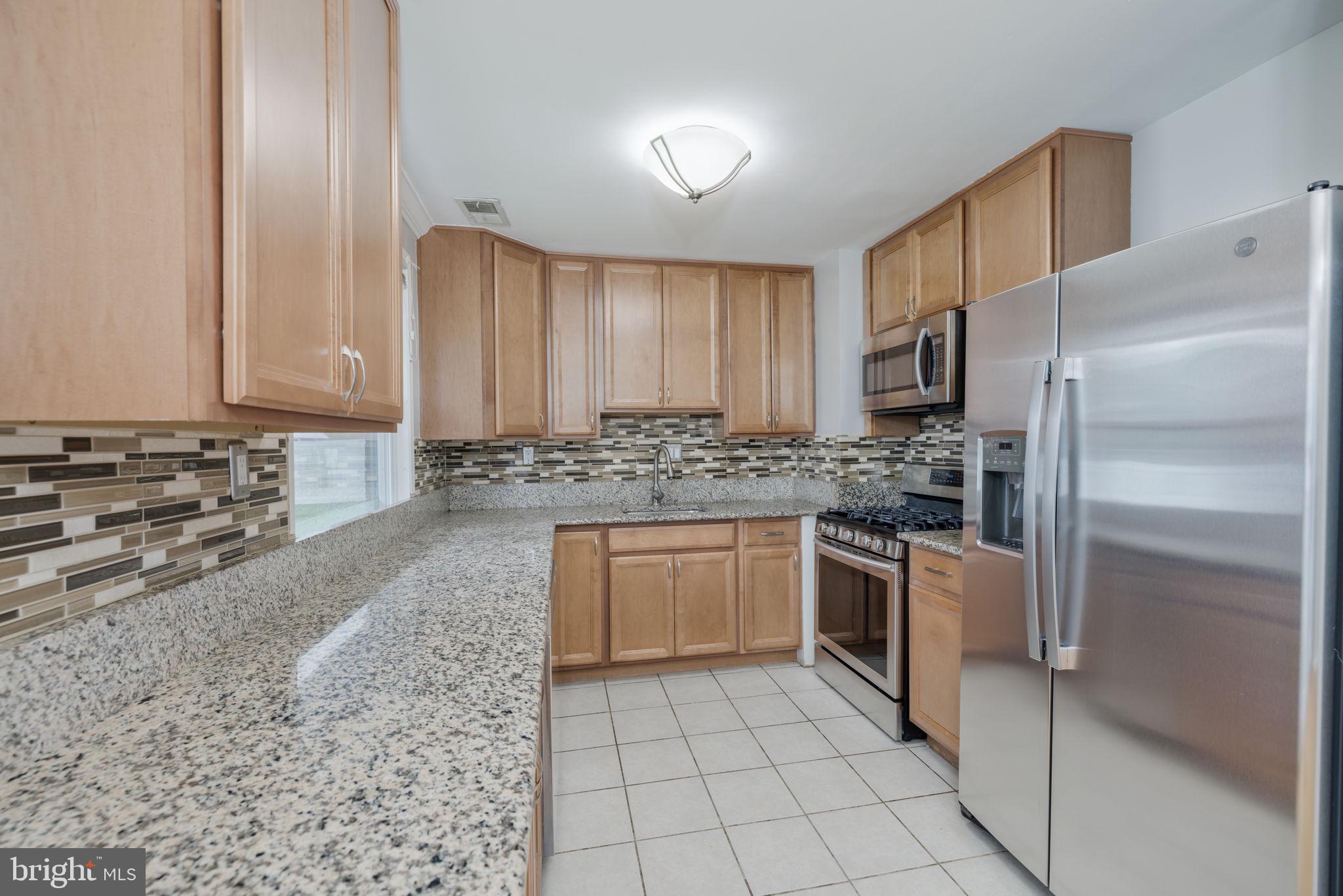 ROSE HILL FARMS - Residential Lease