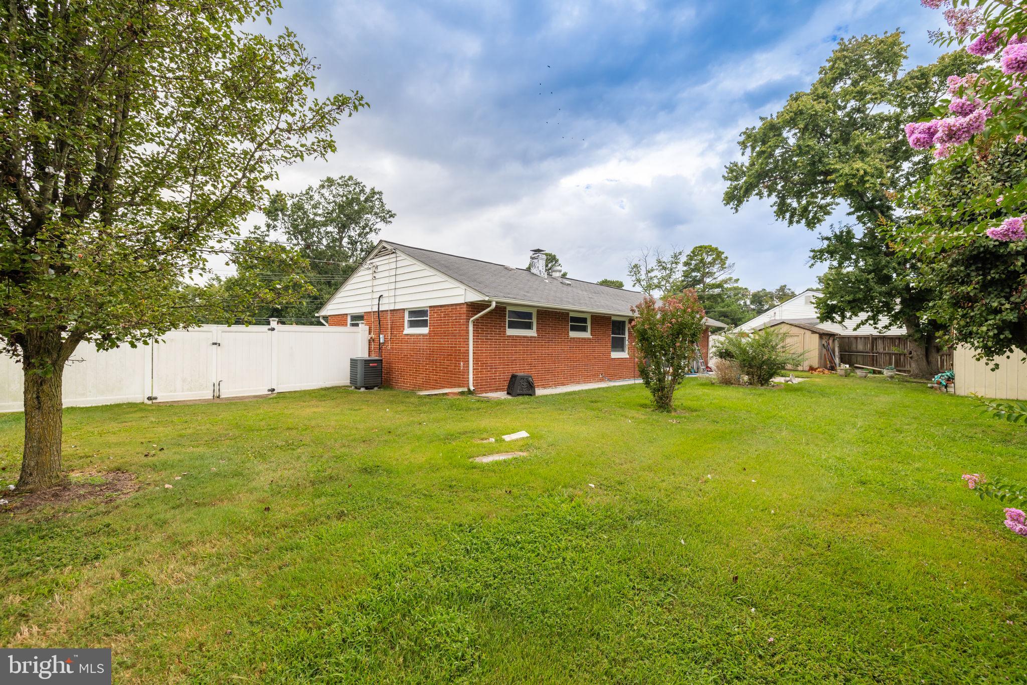 ROSE HILL FARMS - Residential Lease