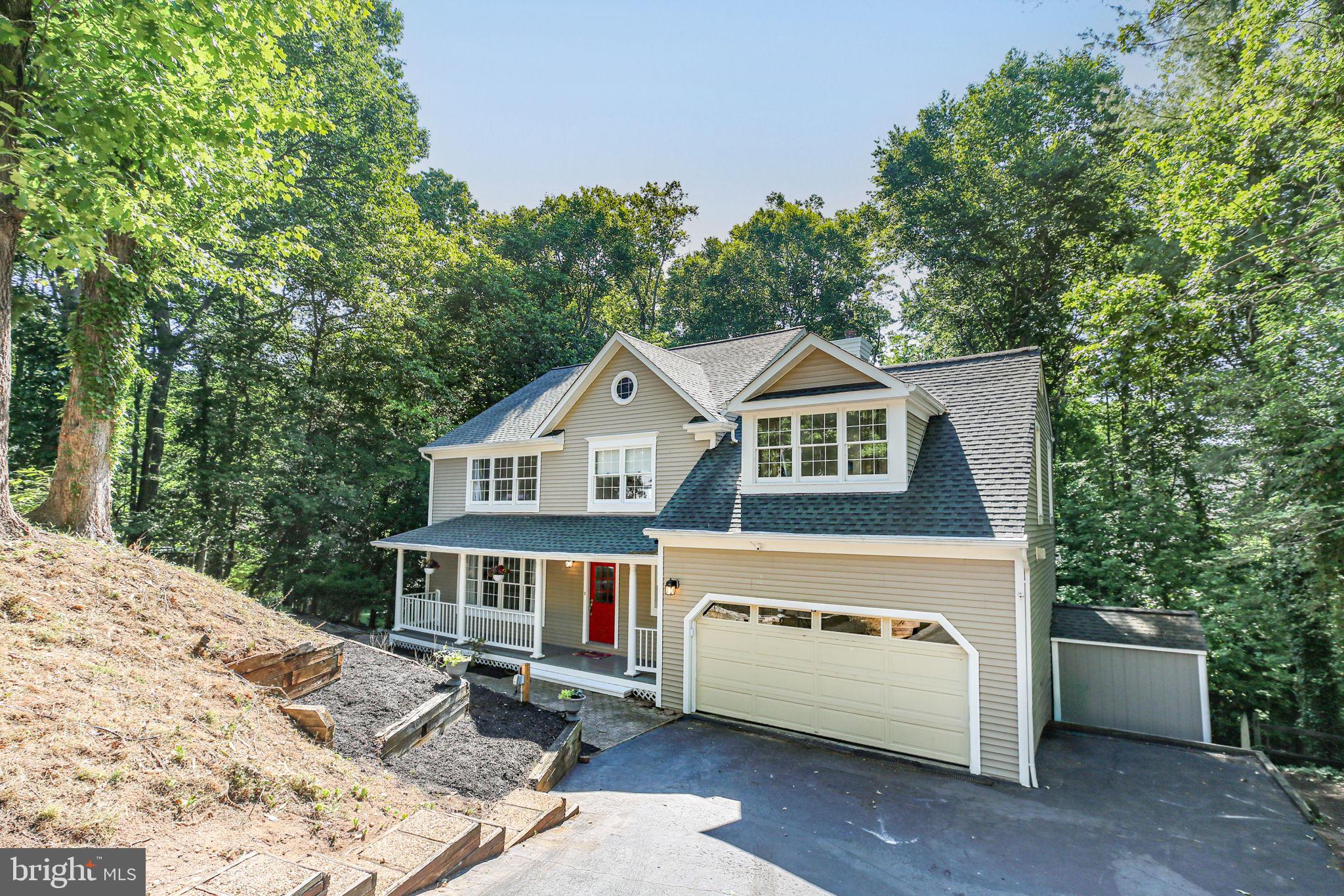 302 COMMODORE COVE