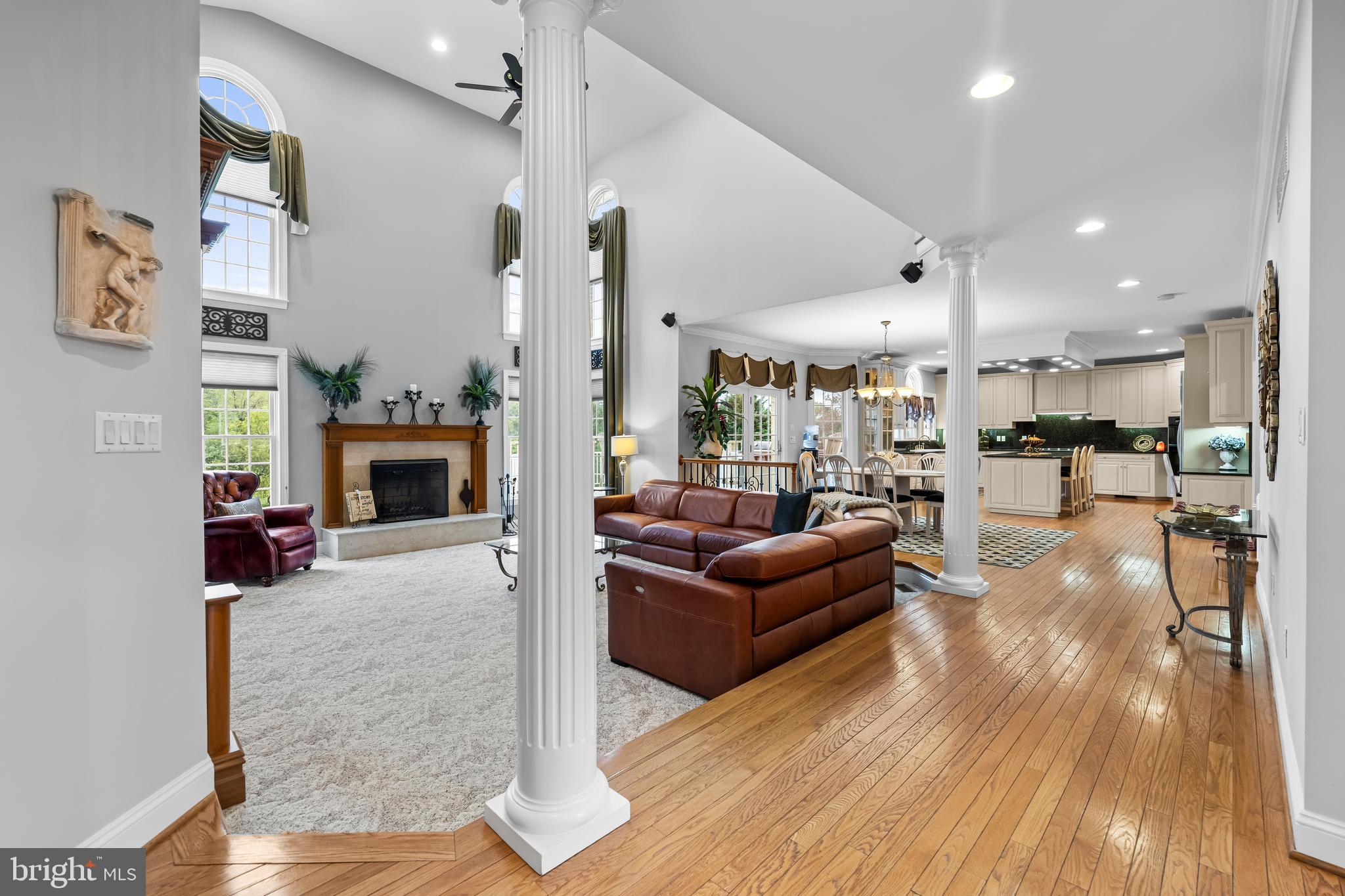 FALLS CREST - Residential