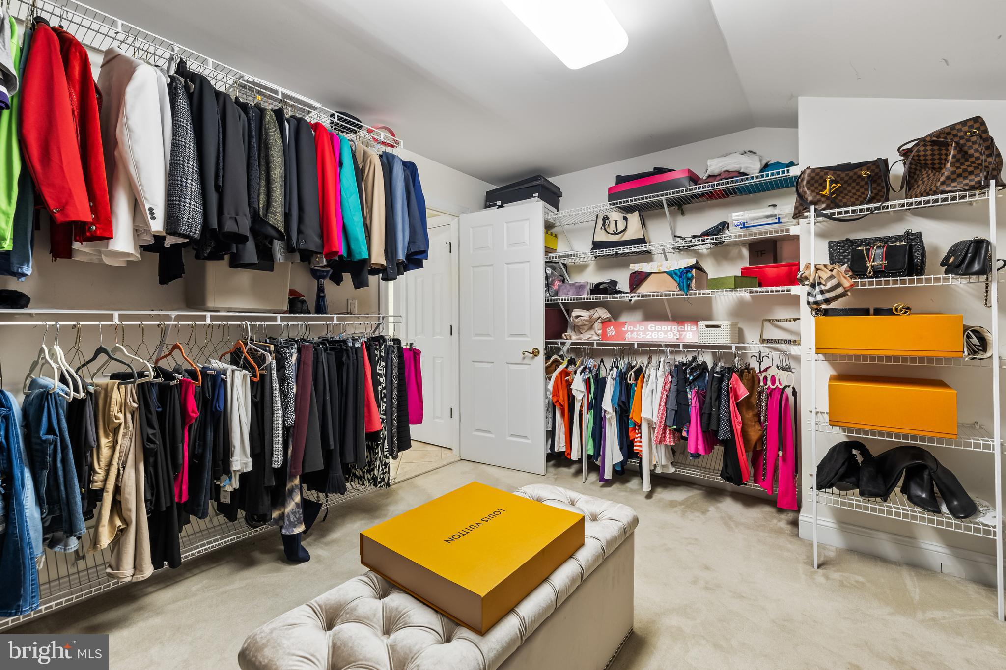 FALLS CREST - Residential