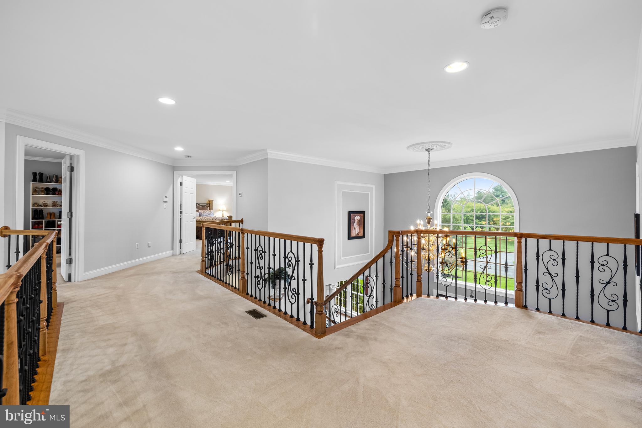 FALLS CREST - Residential