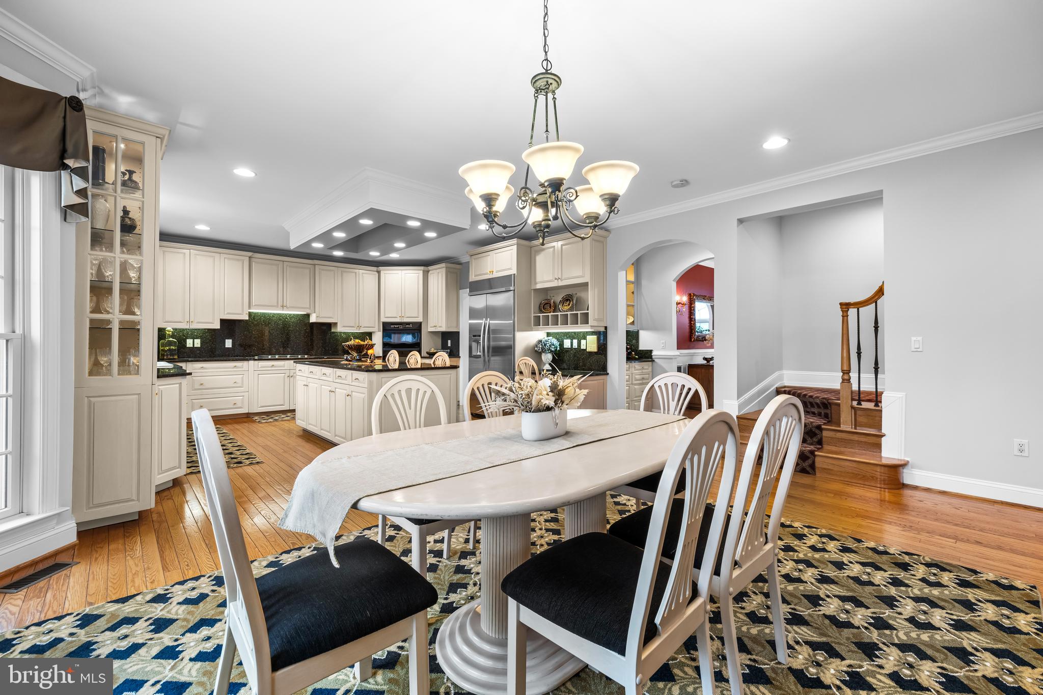 FALLS CREST - Residential