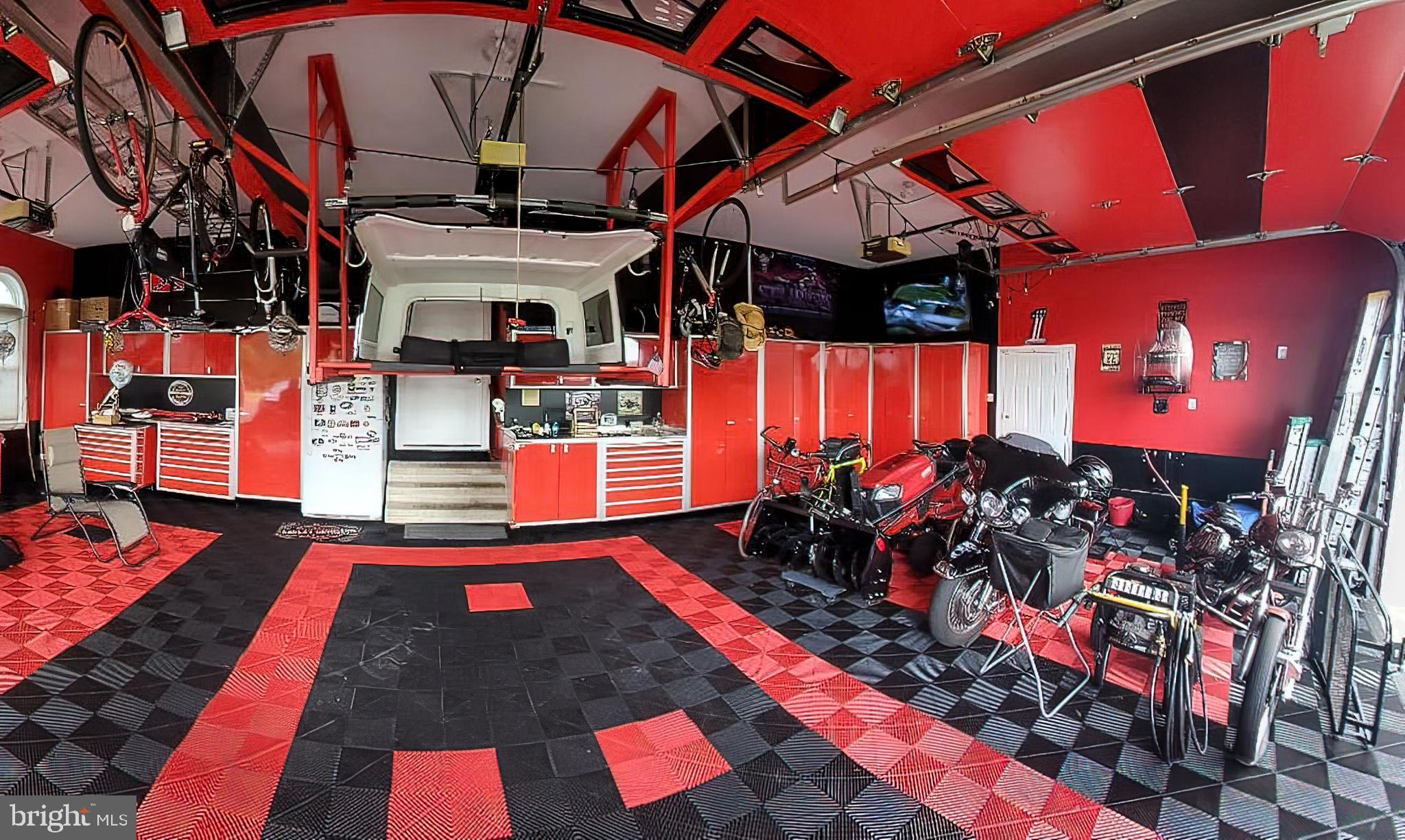 FALLS CREST - Residential