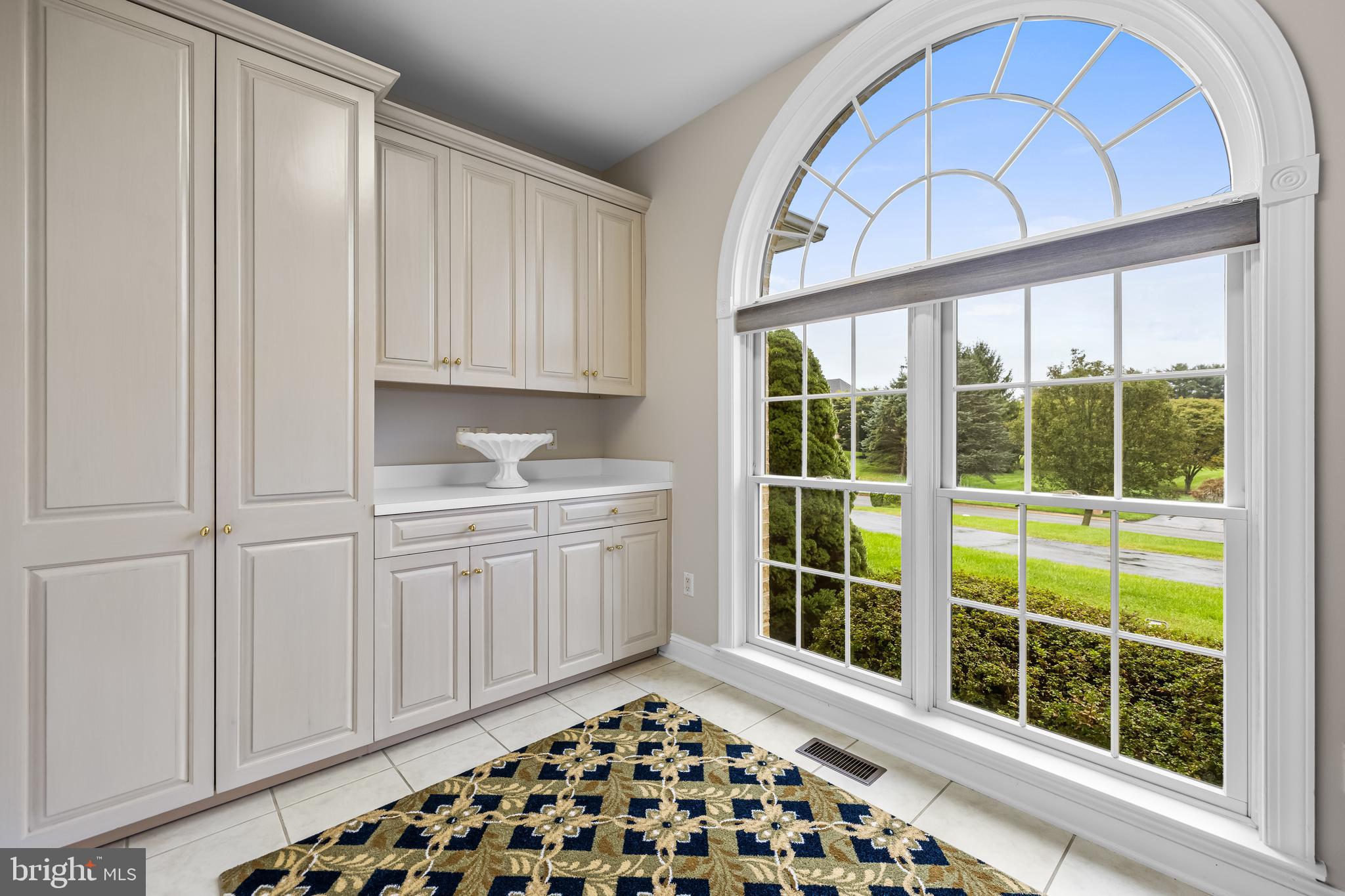 FALLS CREST - Residential