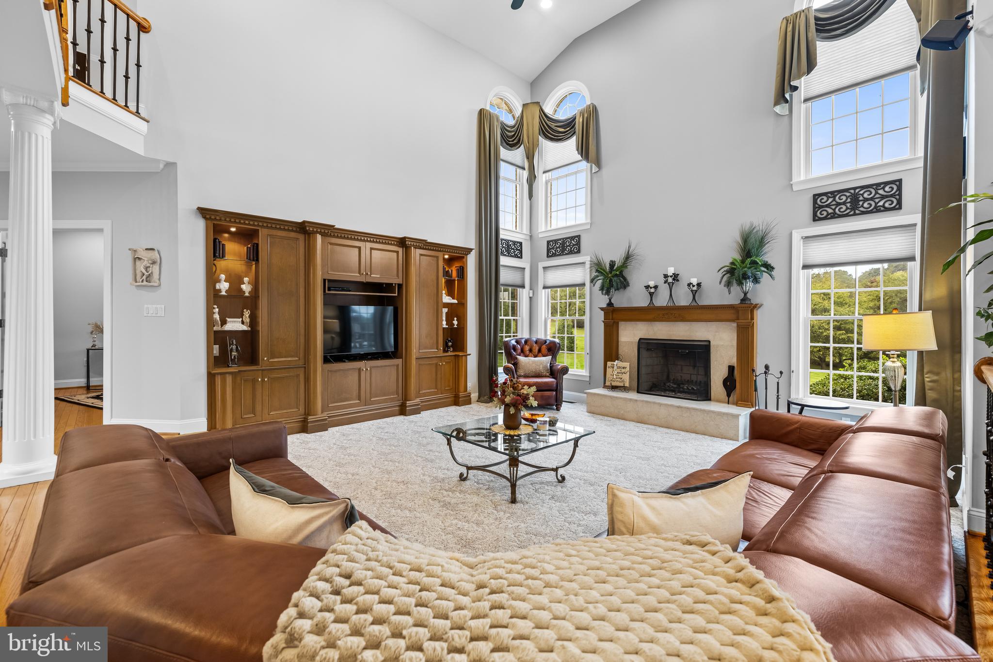 FALLS CREST - Residential