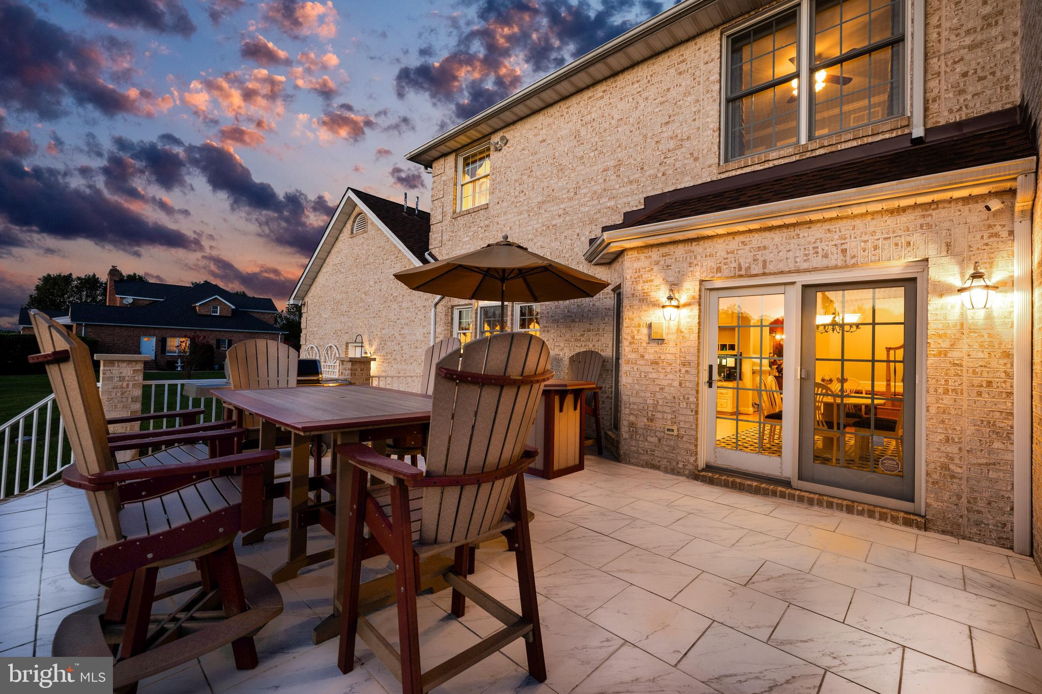 FALLS CREST - Residential