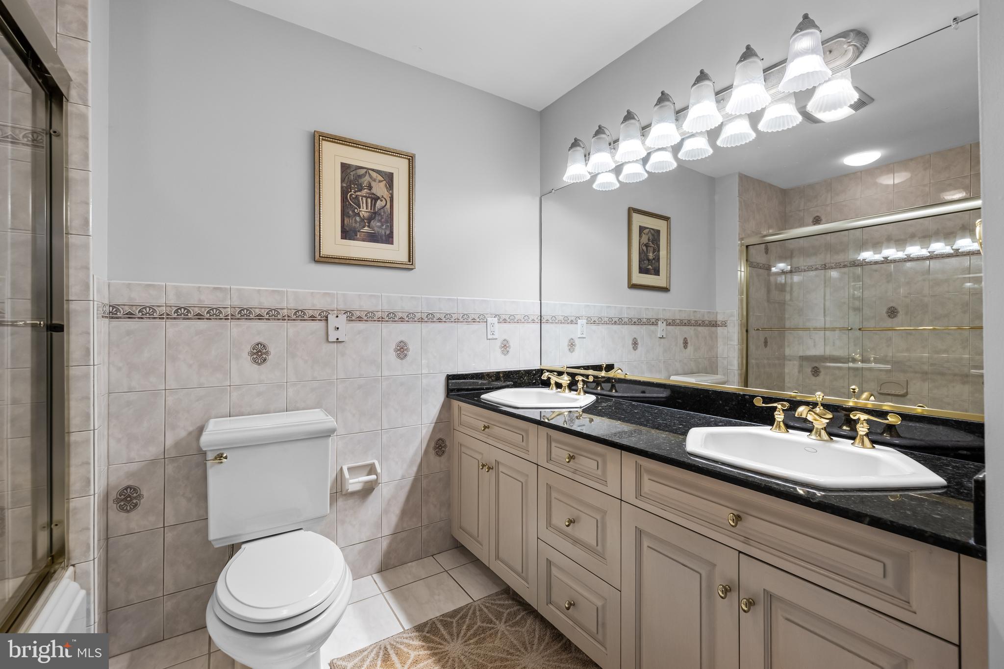 FALLS CREST - Residential