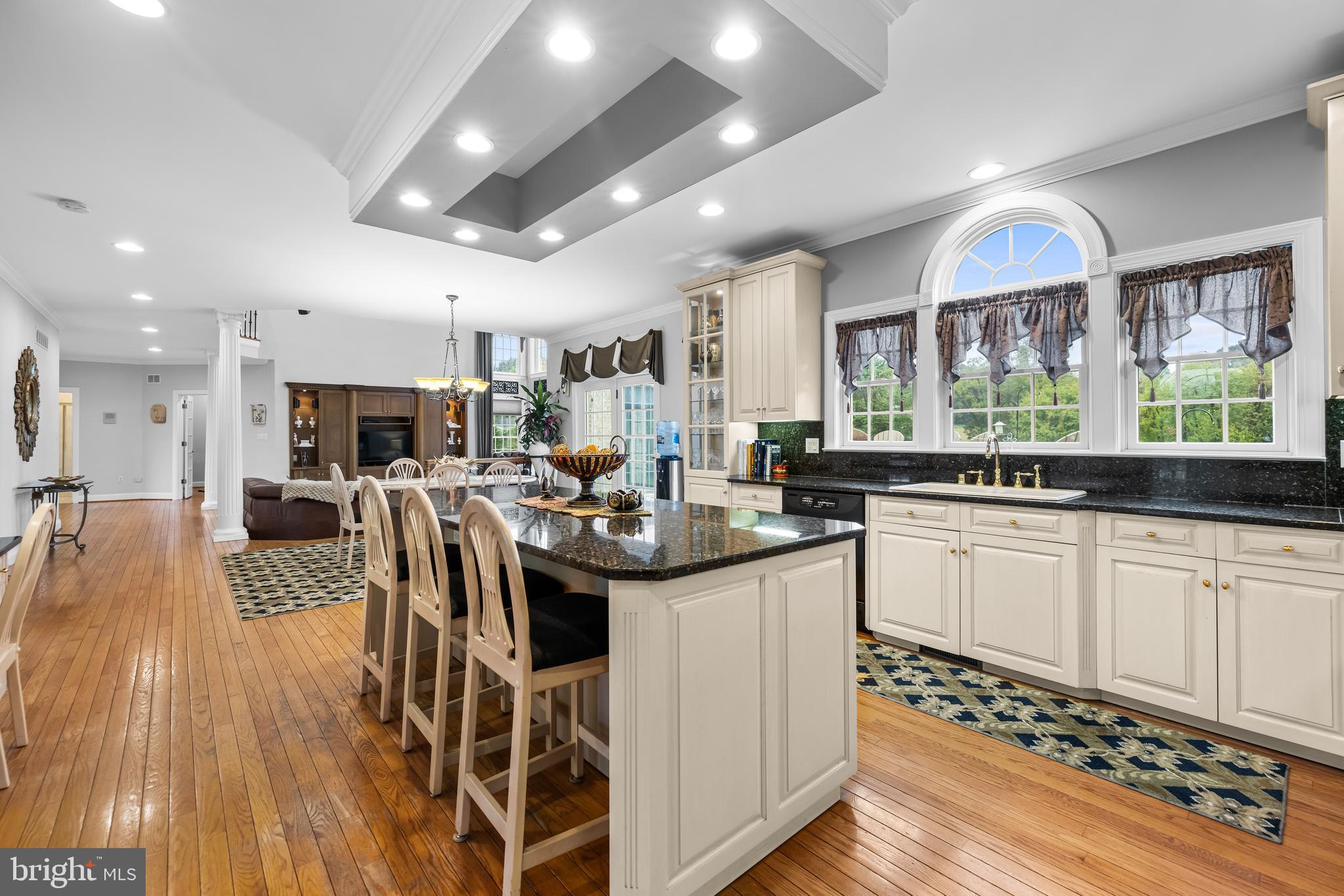 FALLS CREST - Residential