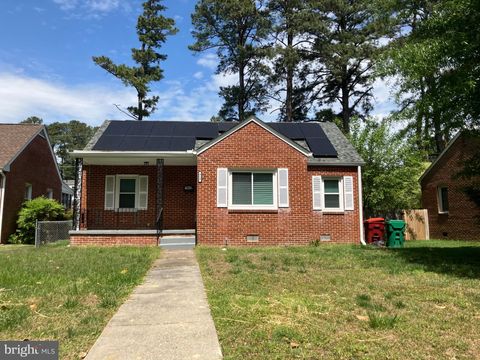 Homes For Rent - 915 Hampton Road<br/> PETERSBURG, VA 23805