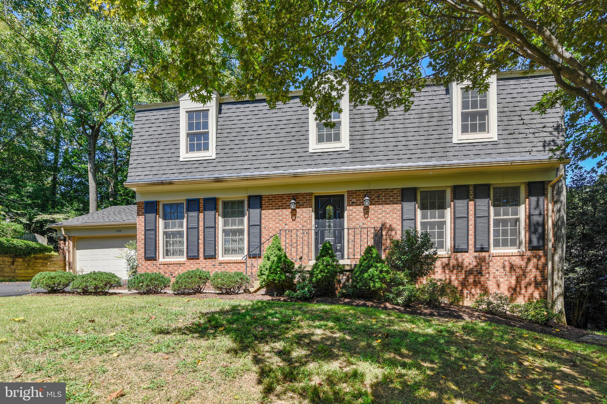 THE DOGWOODS AT LANGLEY - Residential