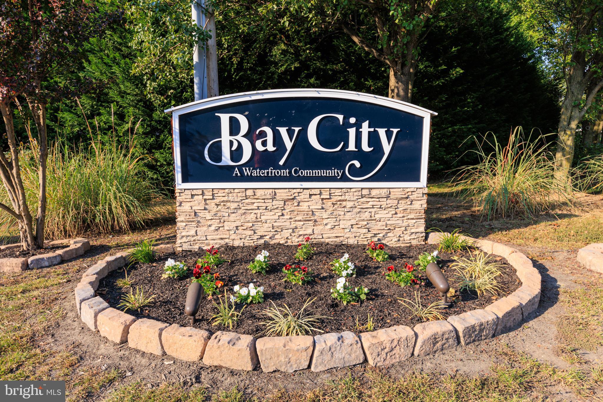 BAY CITY - Residential