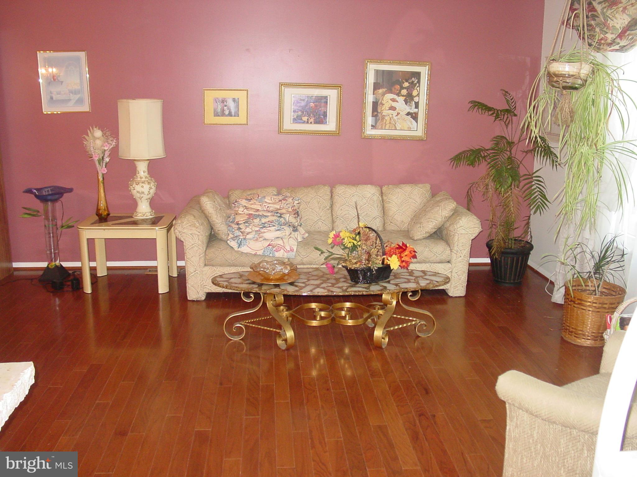 LONGFELLOW - Residential