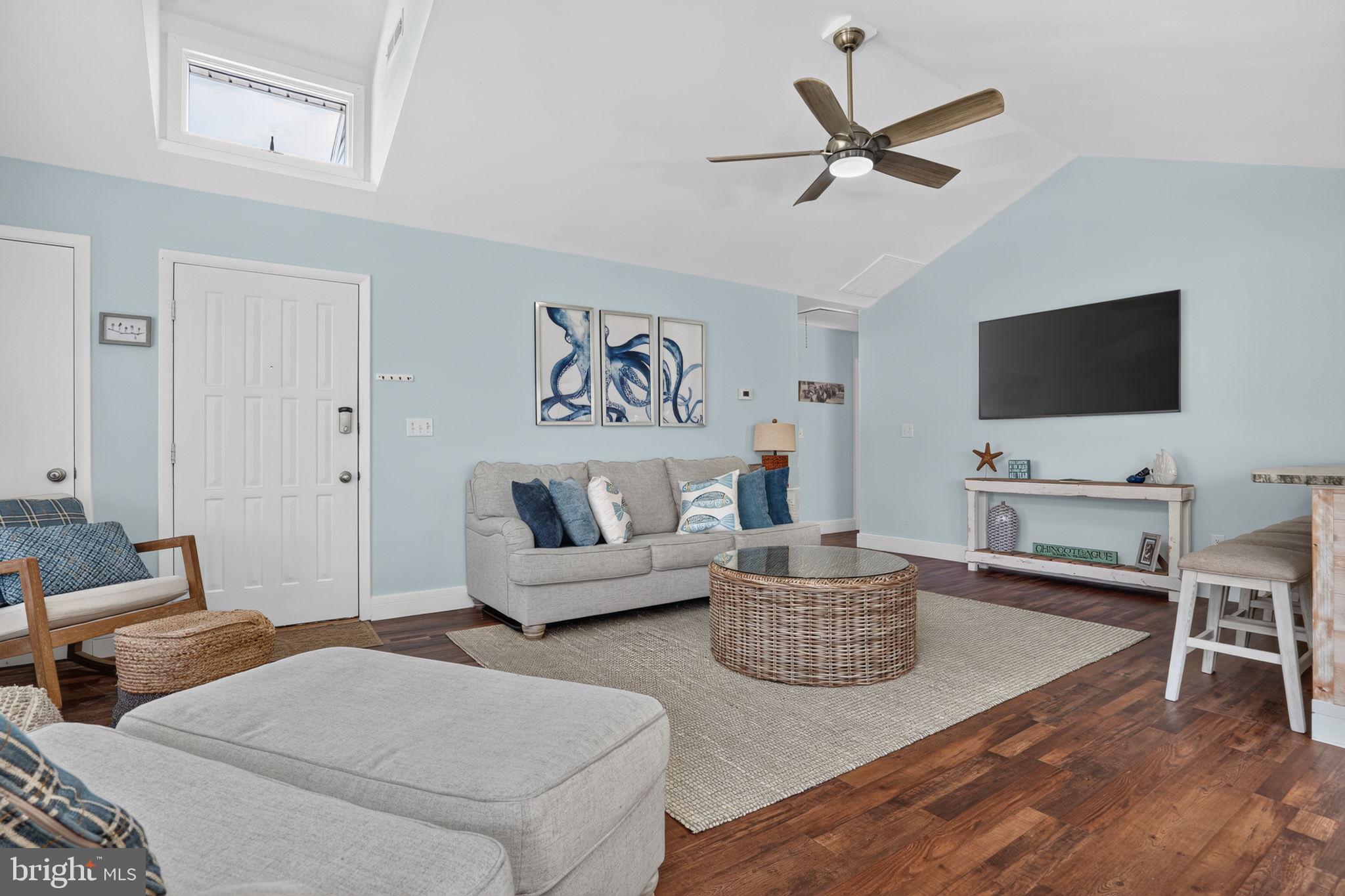 5190 PINE TREE WAY