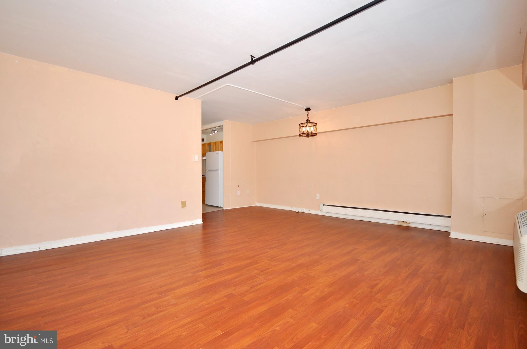 ELKINS PARK HOUSE - Residential