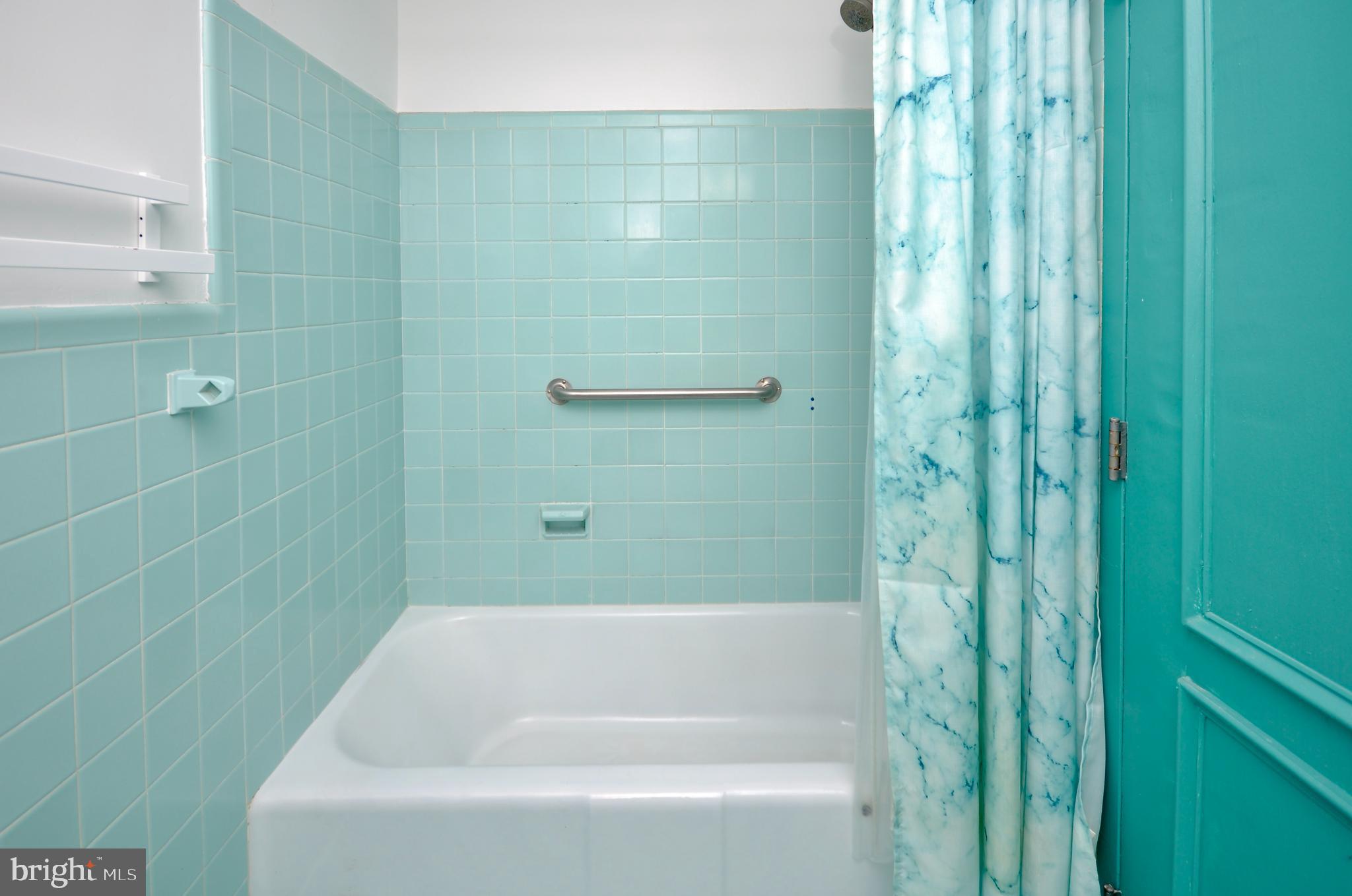 ELKINS PARK HOUSE - Residential