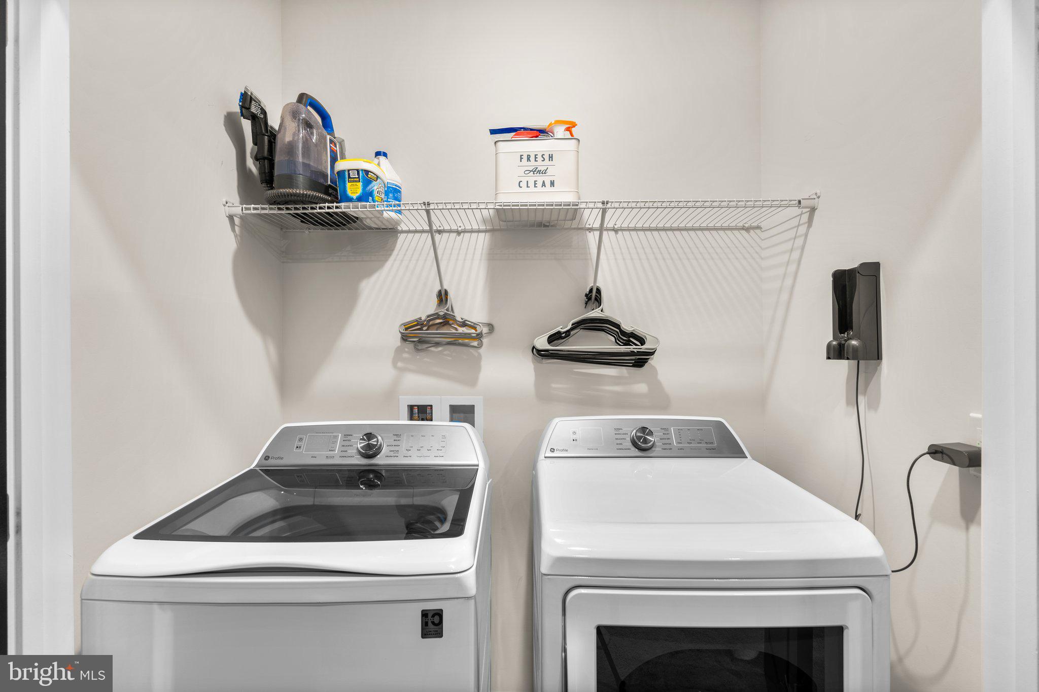 METRO WALK AT MOOREFIELD STATION - Residential