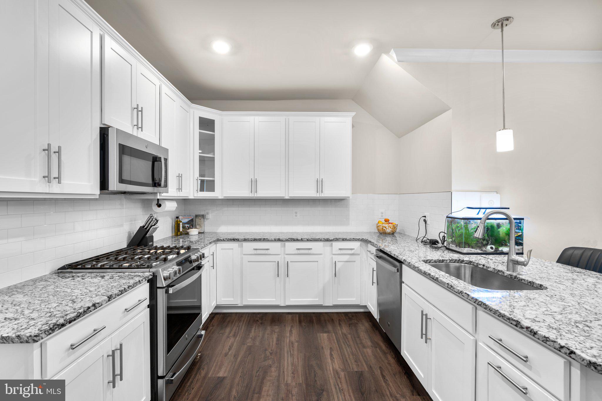 METRO WALK AT MOOREFIELD STATION - Residential