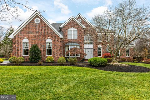 Homes For Sale - 10 Caroline Drive<br/> PRINCETON, NJ 08540