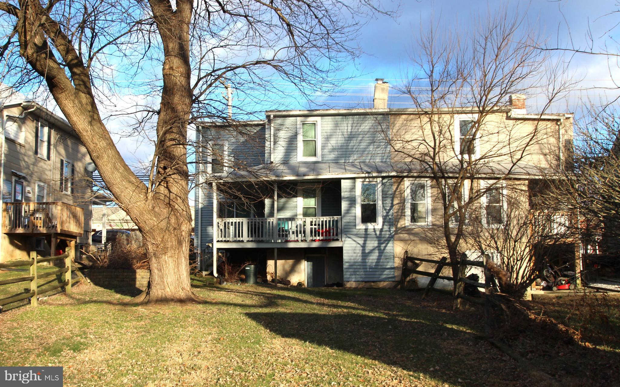 HAMPSTEAD - Residential