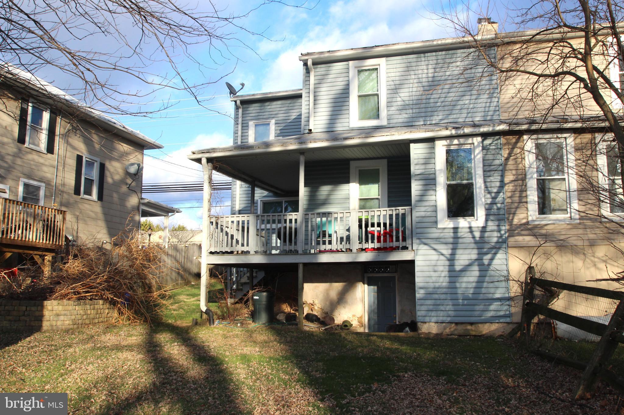 HAMPSTEAD - Residential