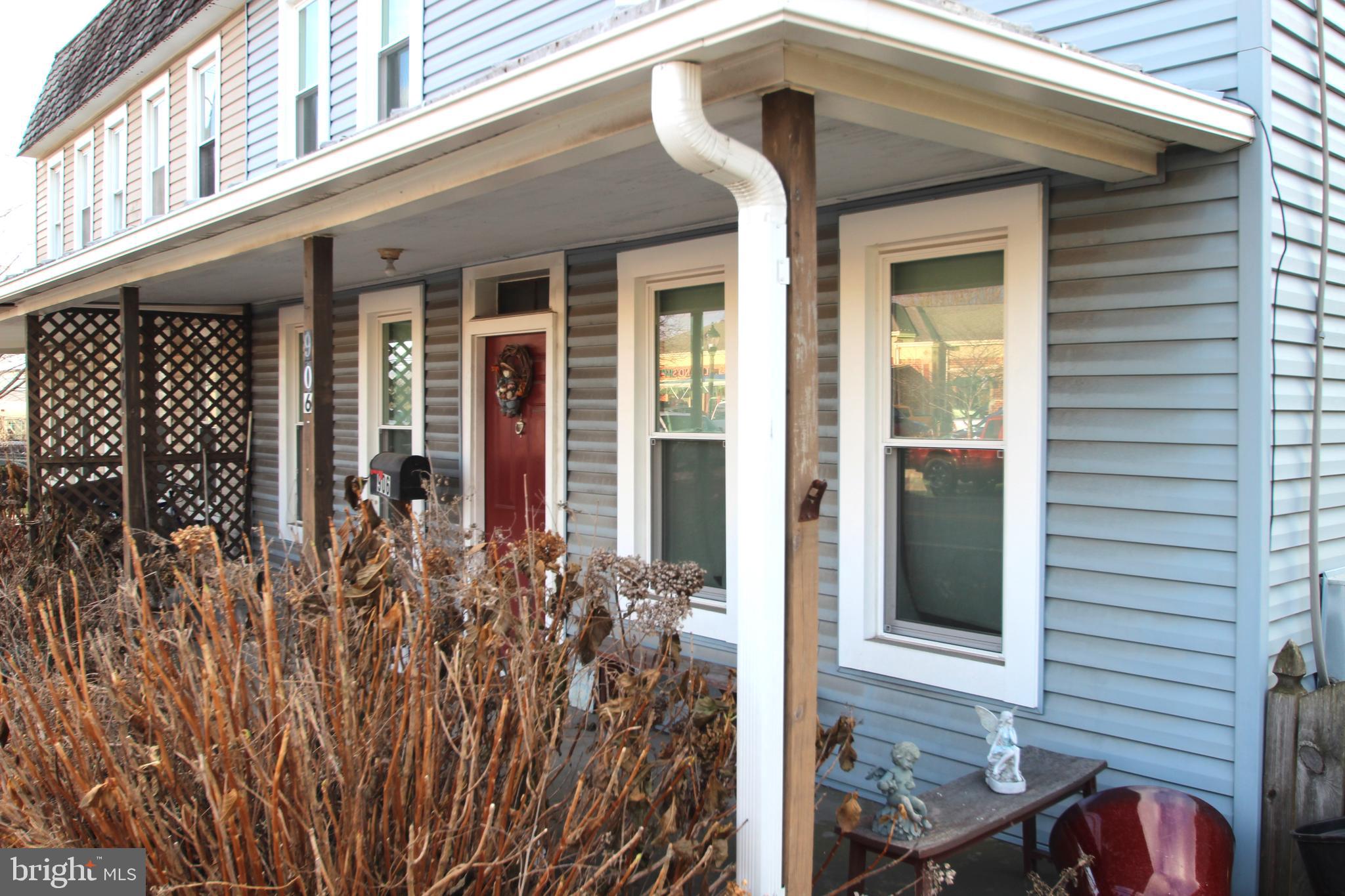 HAMPSTEAD - Residential