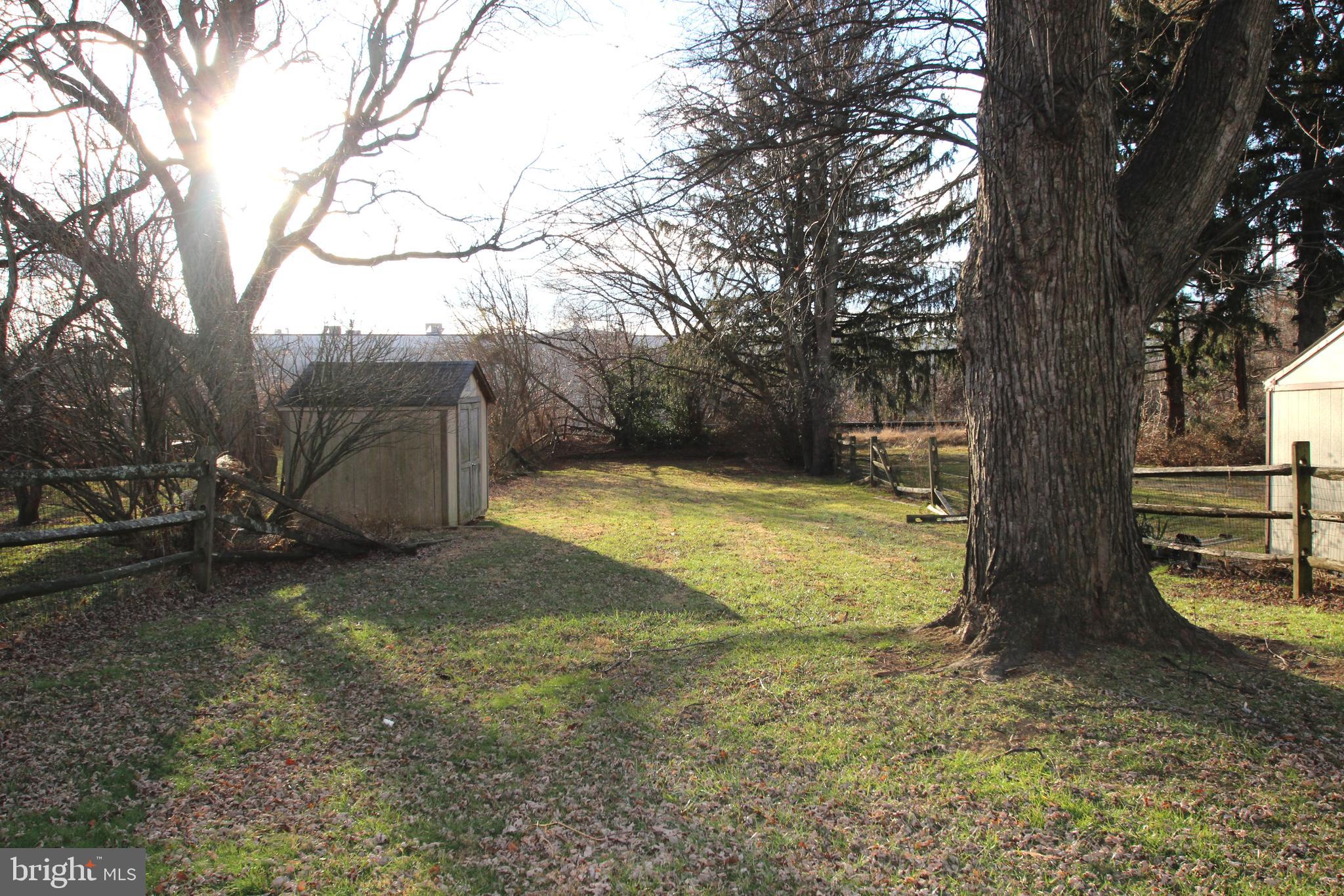 HAMPSTEAD - Residential