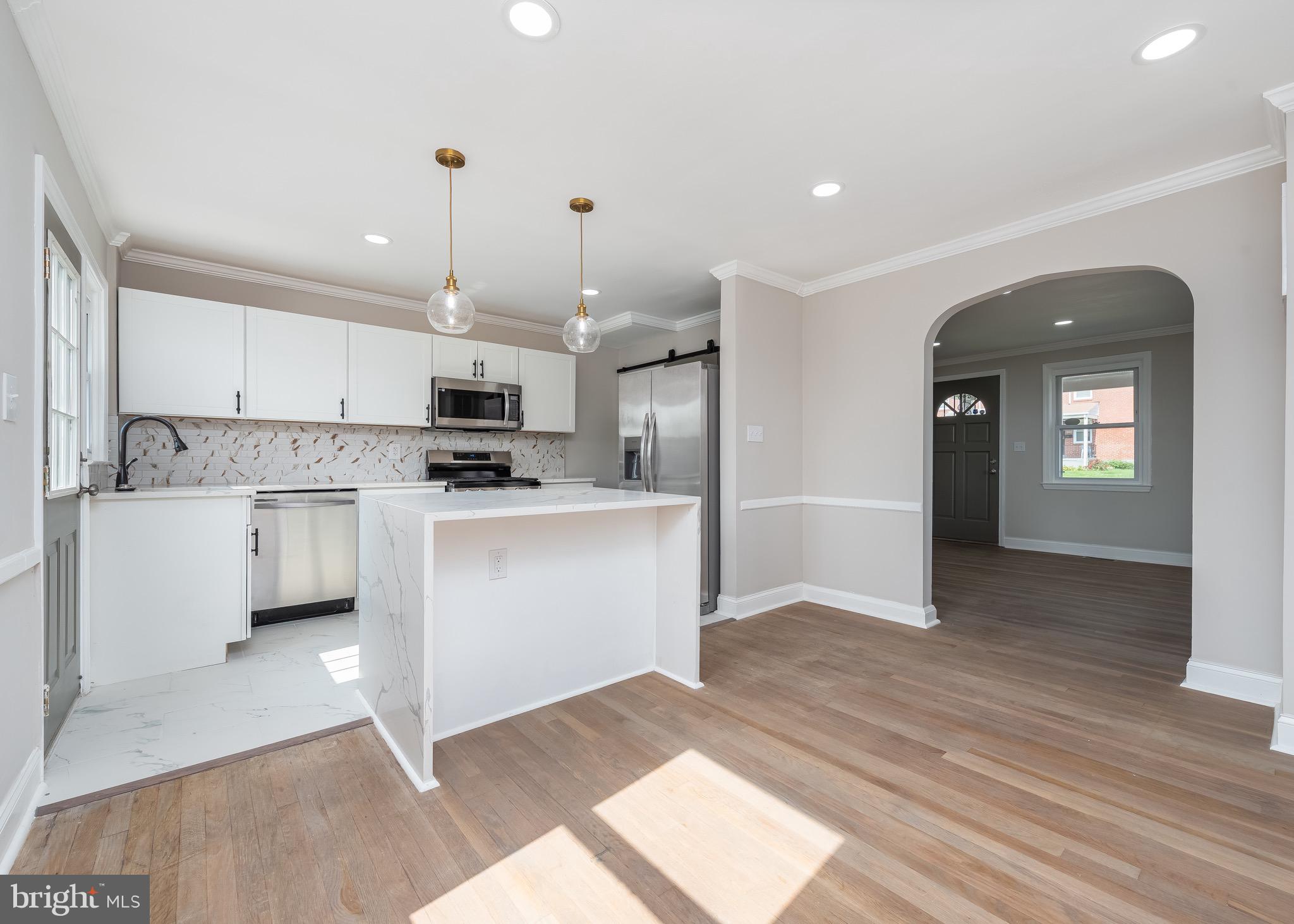 RAMBLEWOOD - Residential